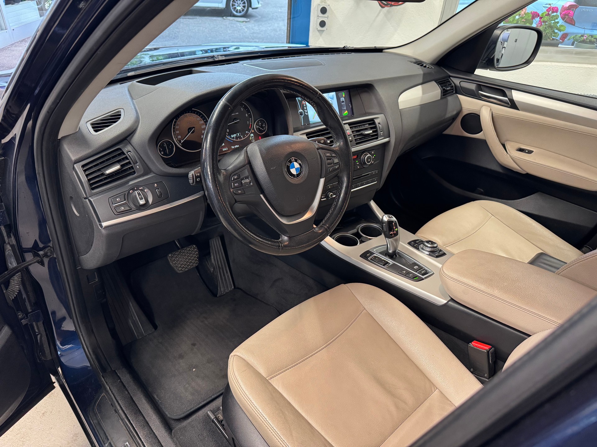 BMW X3 xDrive 20i Steptronic-image-7