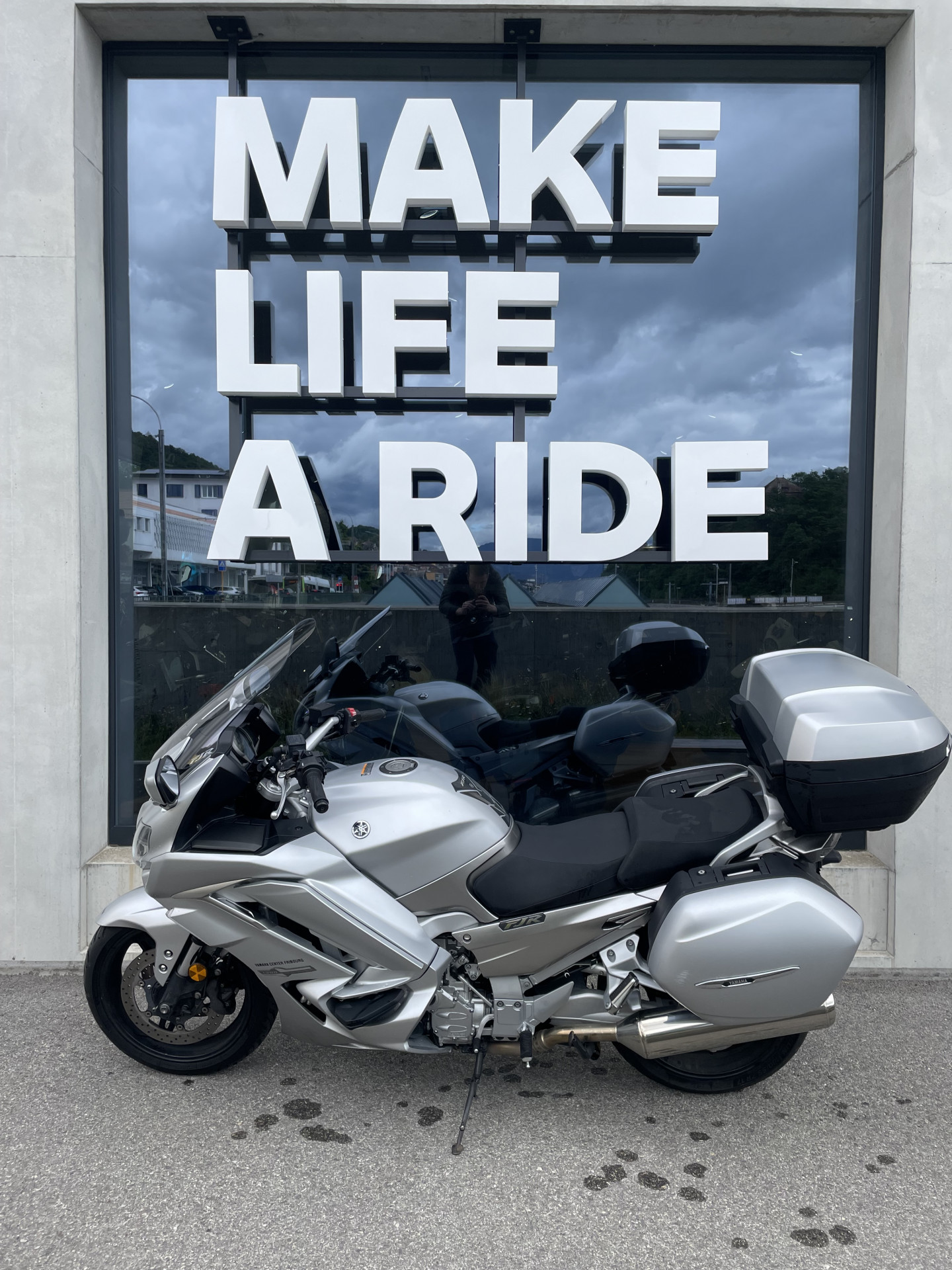 YAMAHA FJR 1300 AE-image-2