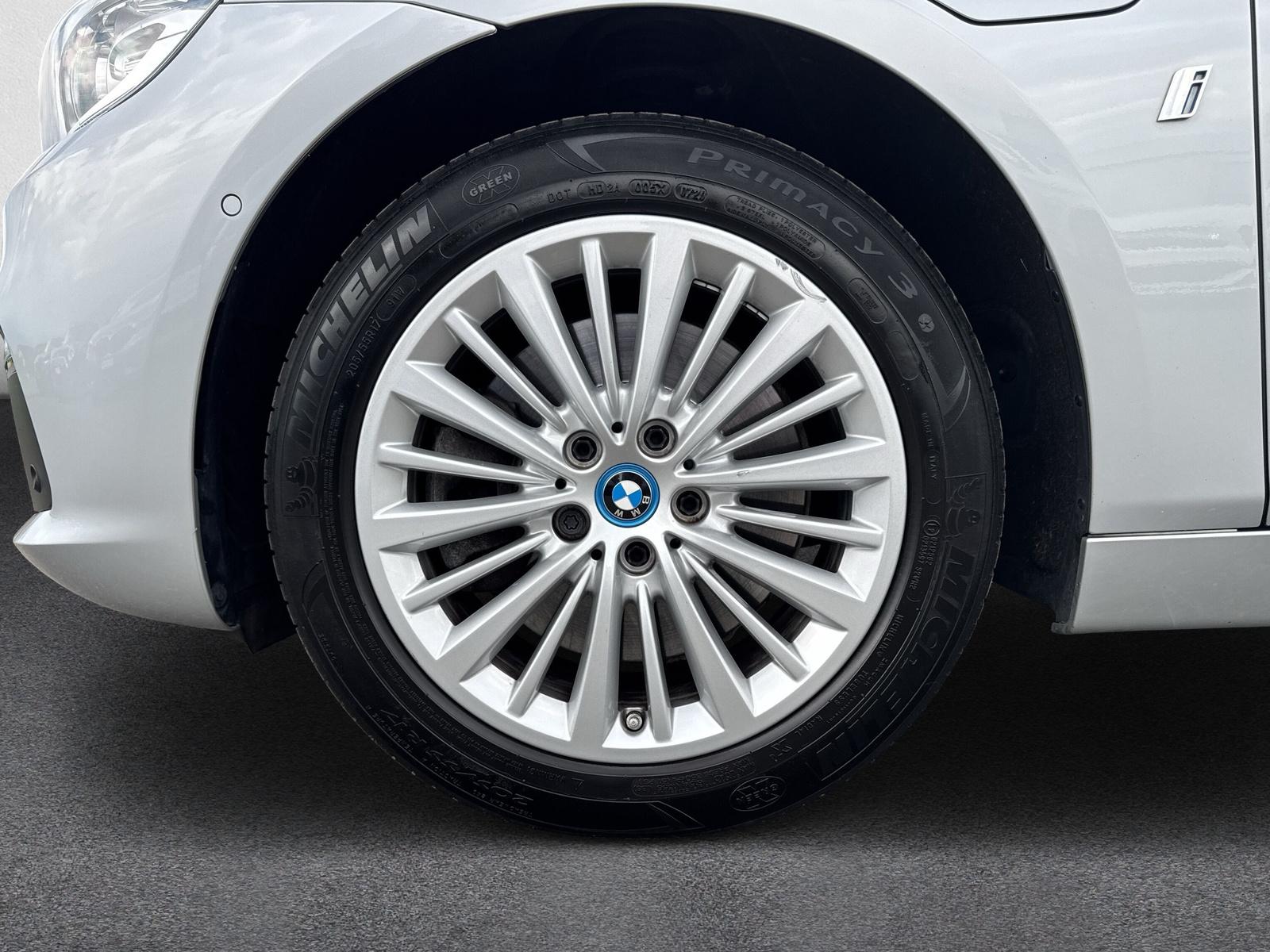 BMW 225xe Active Tourer Luxury Line F45 (CH)-image-9