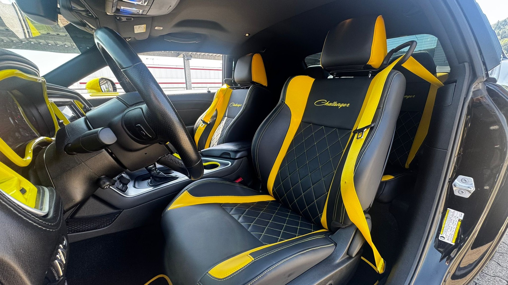 DODGE Challenger-image-8