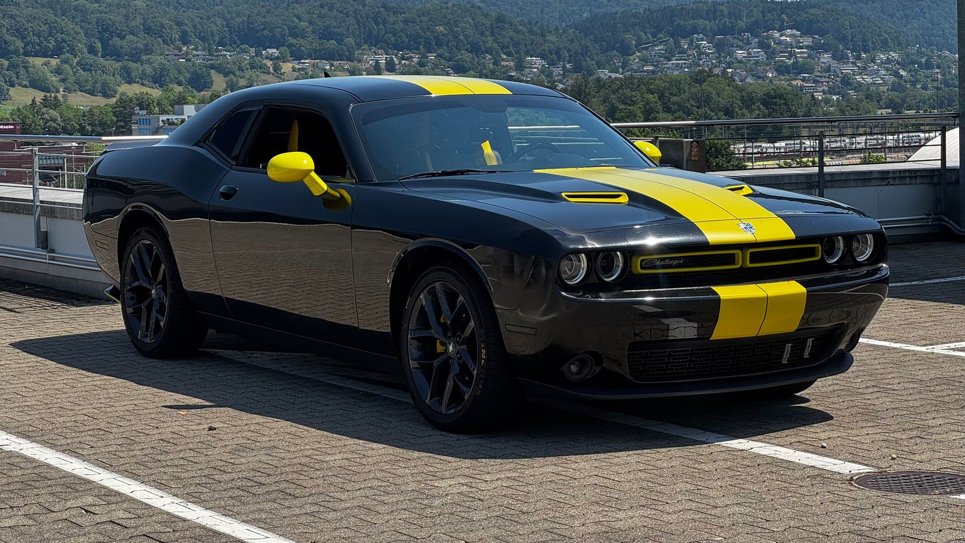 DODGE Challenger-image-2