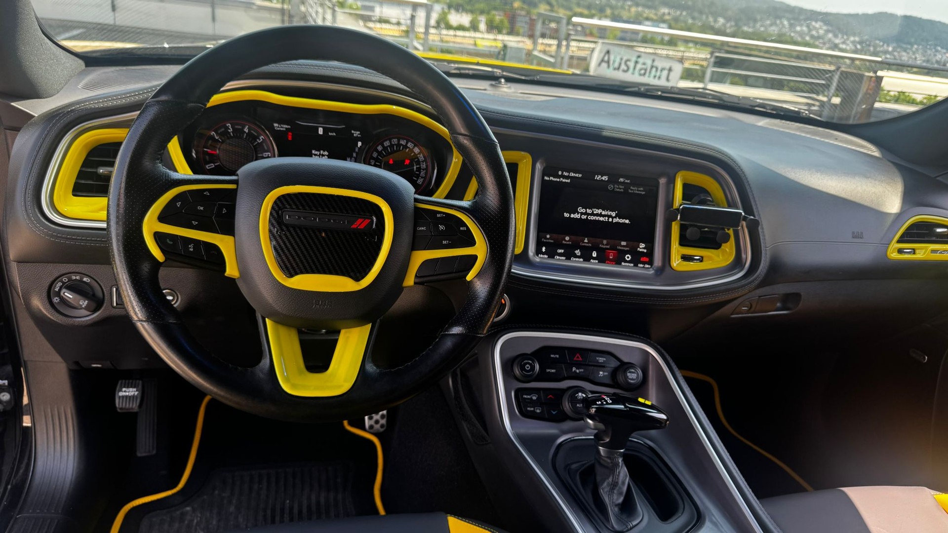 DODGE Challenger-image-7