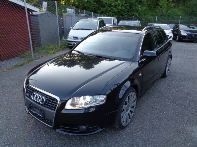 AUDI A4 Avant 2.0 TDI quattro SLine