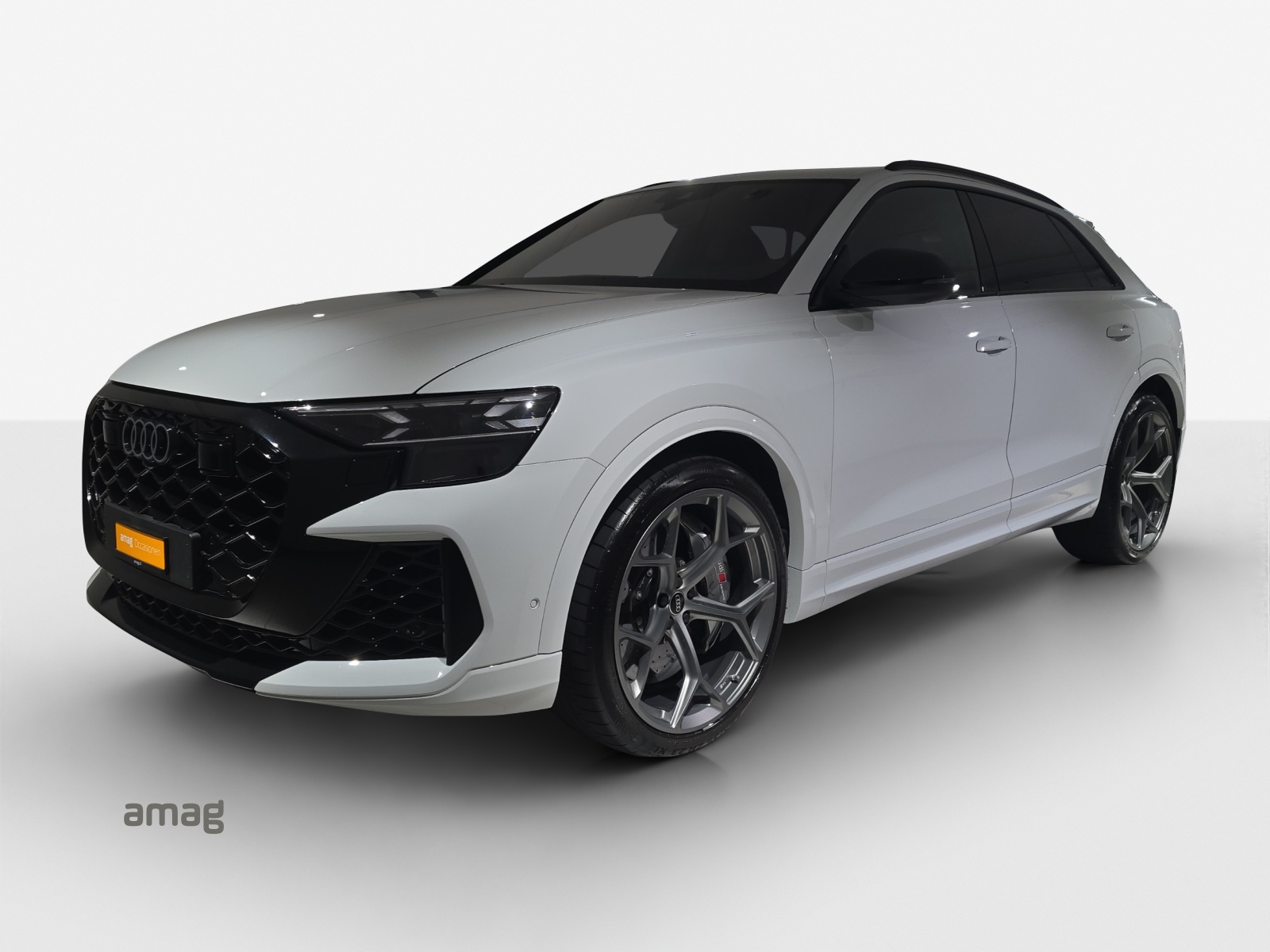 AUDI RSQ8 performance quattro