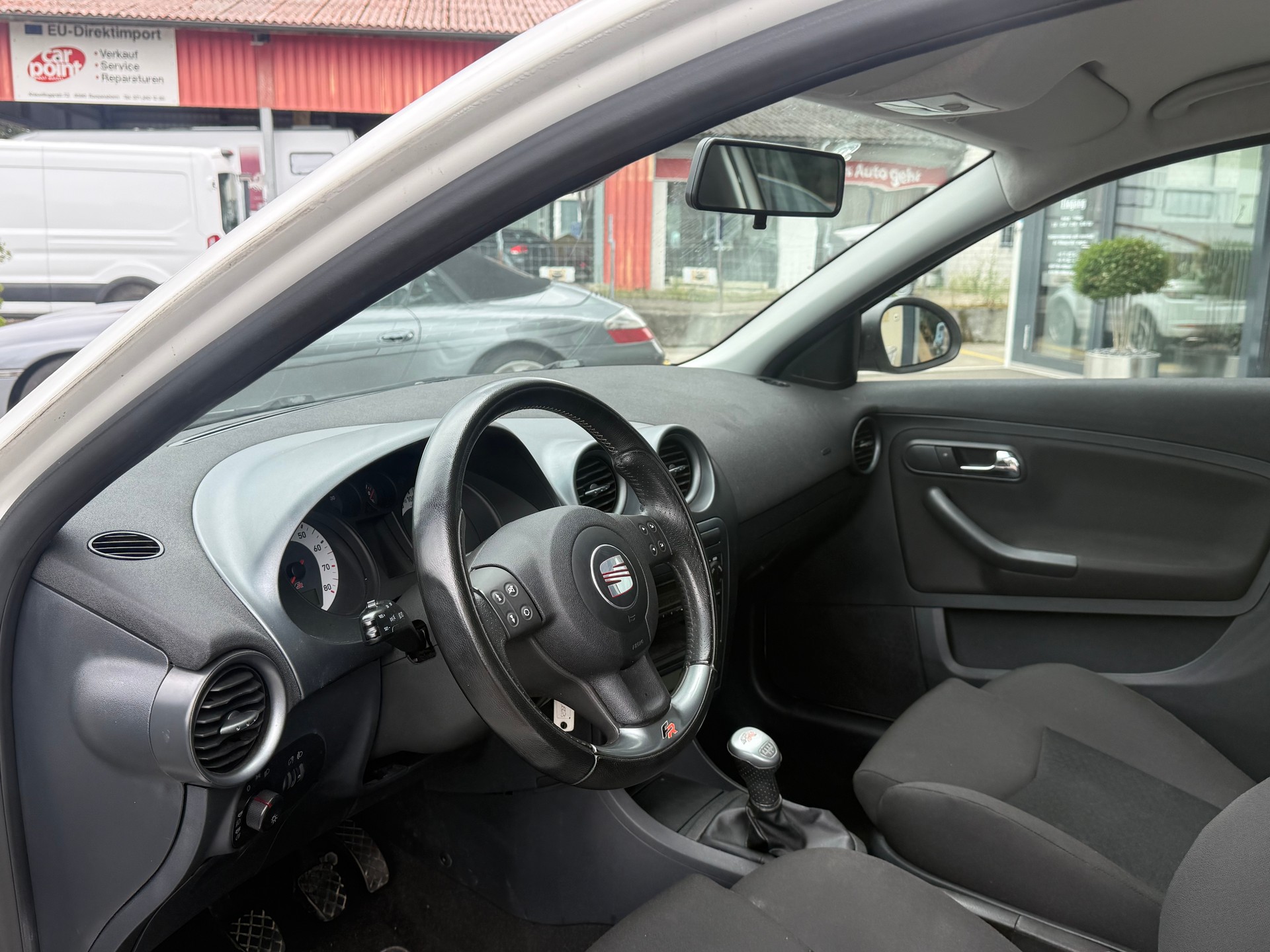 SEAT Ibiza 1.8 20V Turbo FR-image-7