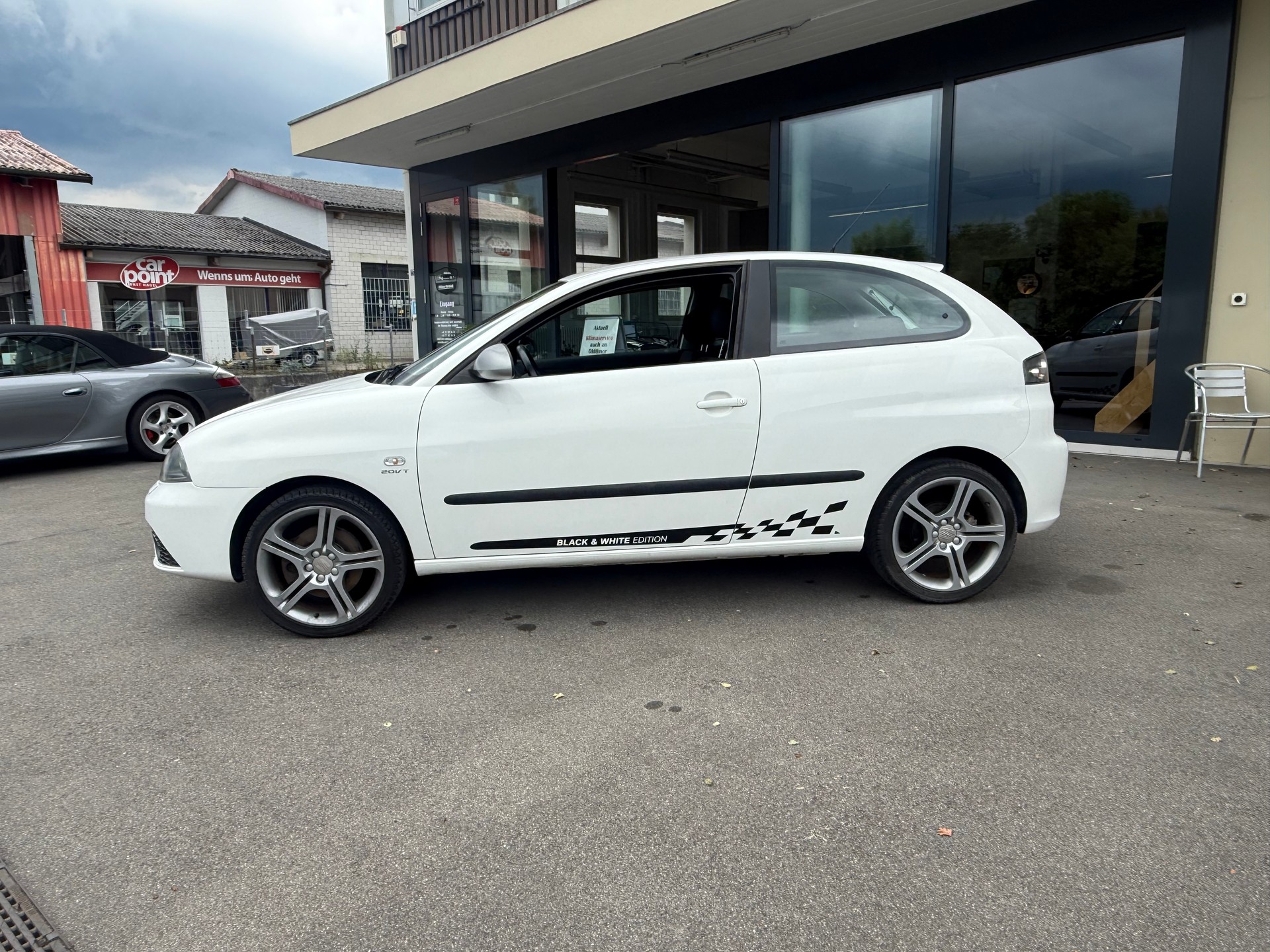 SEAT Ibiza 1.8 20V Turbo FR-image-1