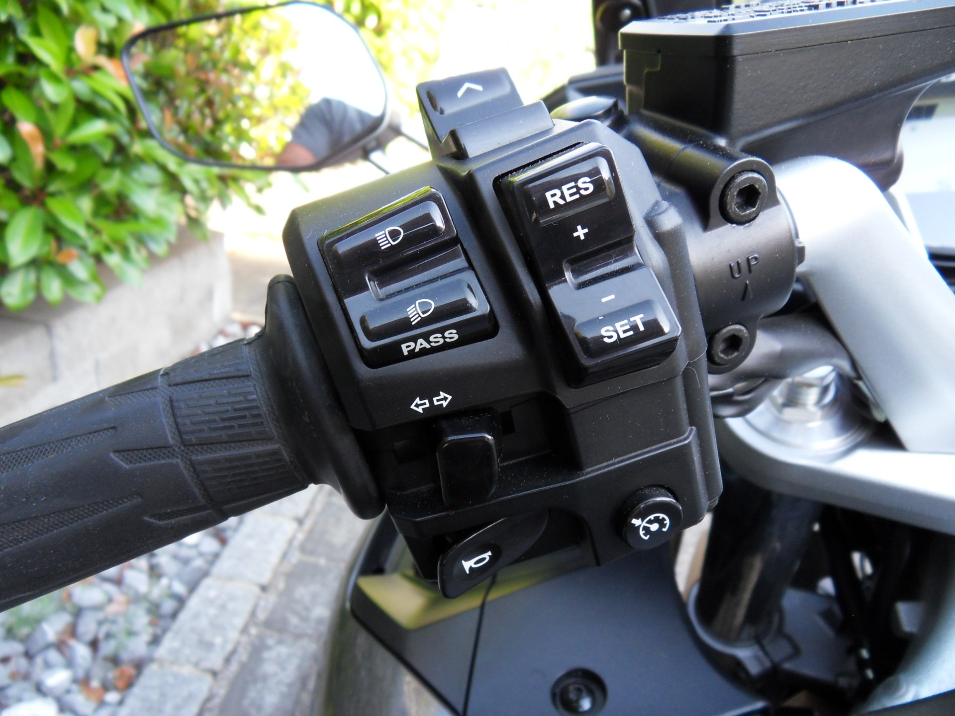 YAMAHA FJR 1300 ABS-image-9