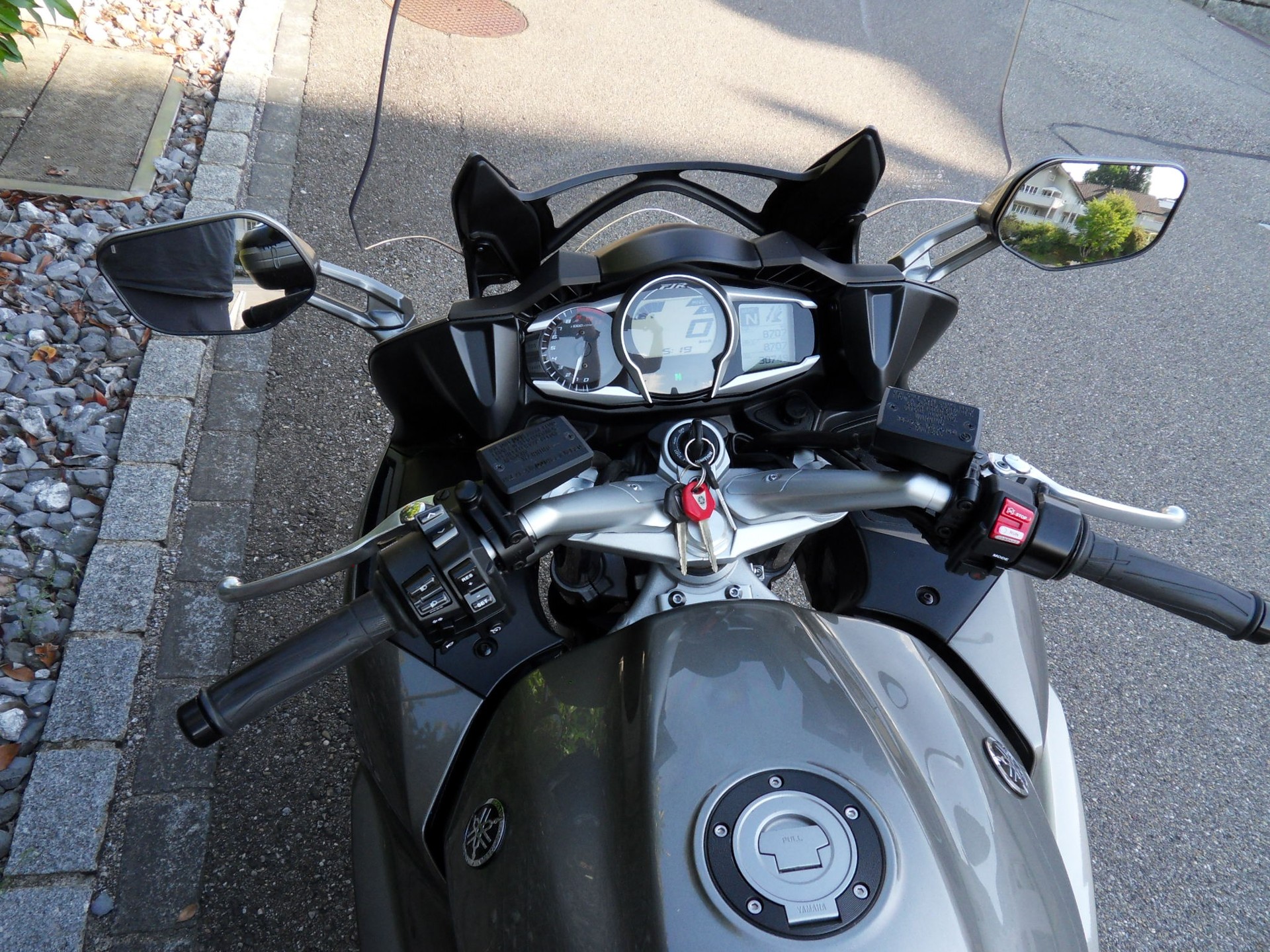 YAMAHA FJR 1300 ABS-image-7