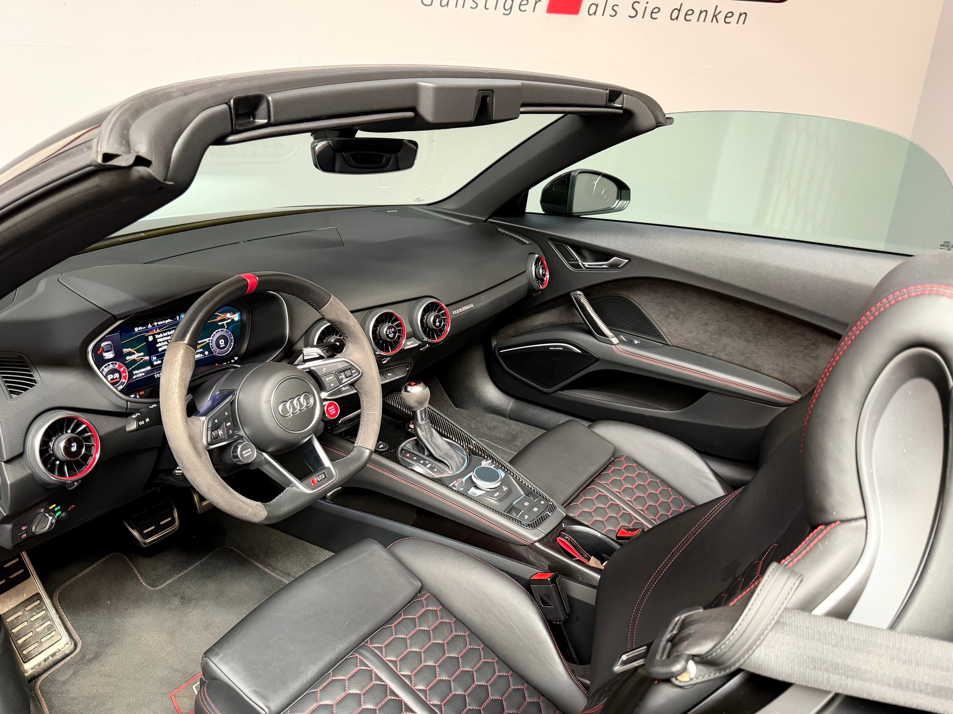 AUDI TT Roadster TTRS S-tronic-image-13