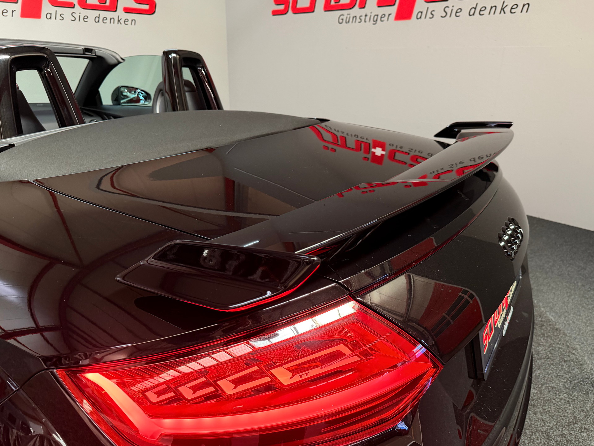 AUDI TT Roadster TTRS S-tronic-image-11