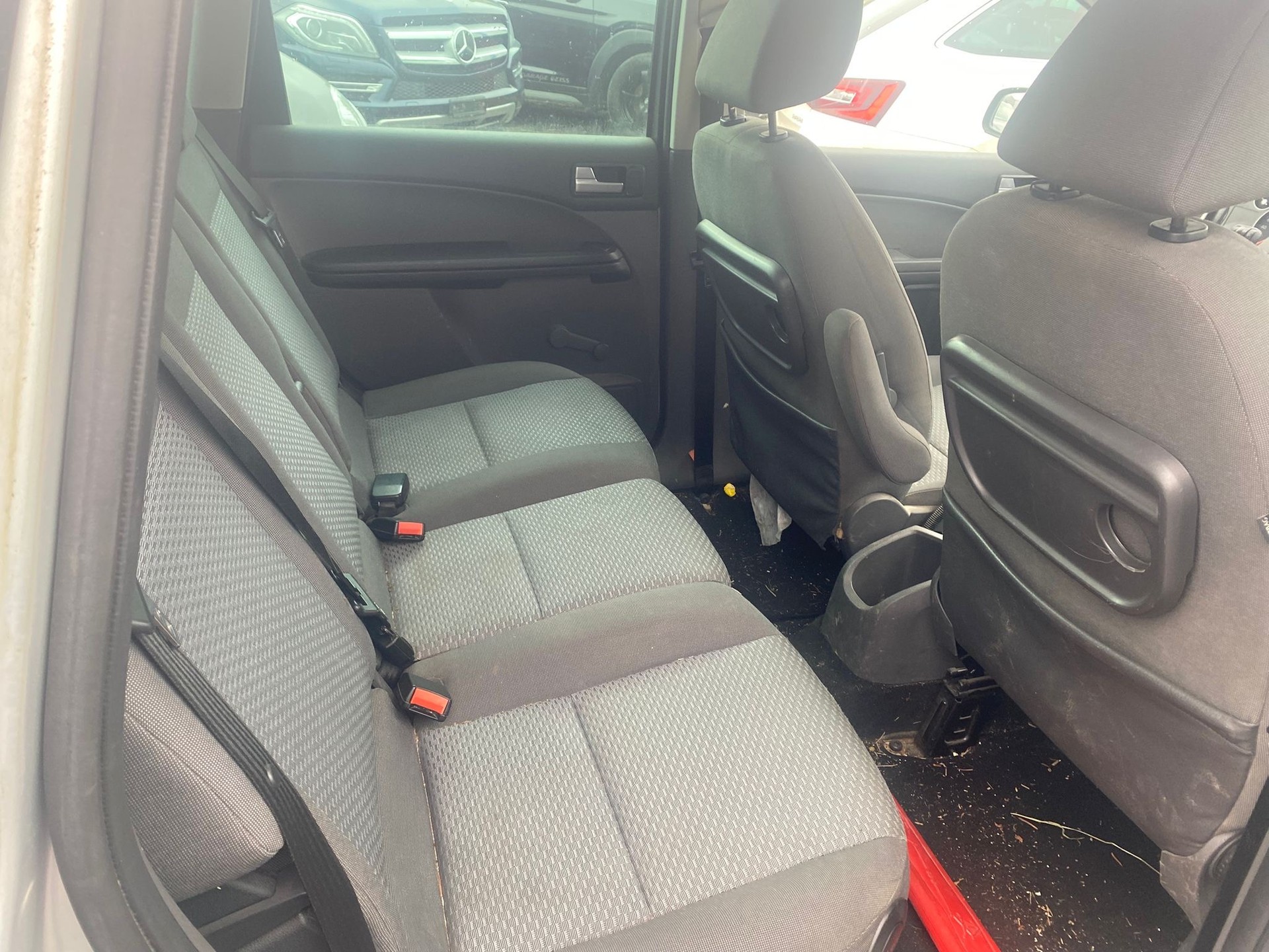 FORD Focus C-Max 1.8 Ambiente-image-10