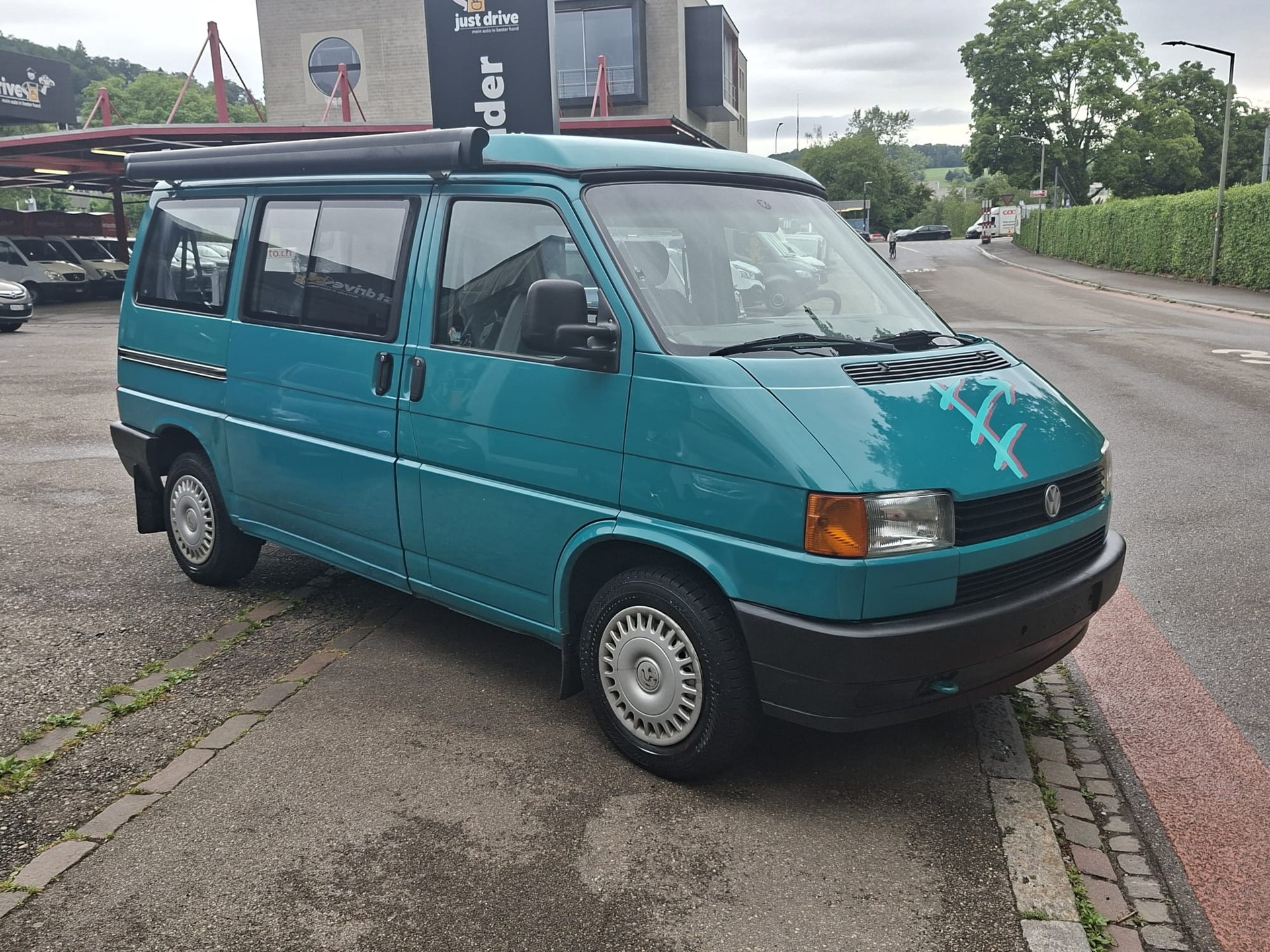 VW T4-showroom-element-1