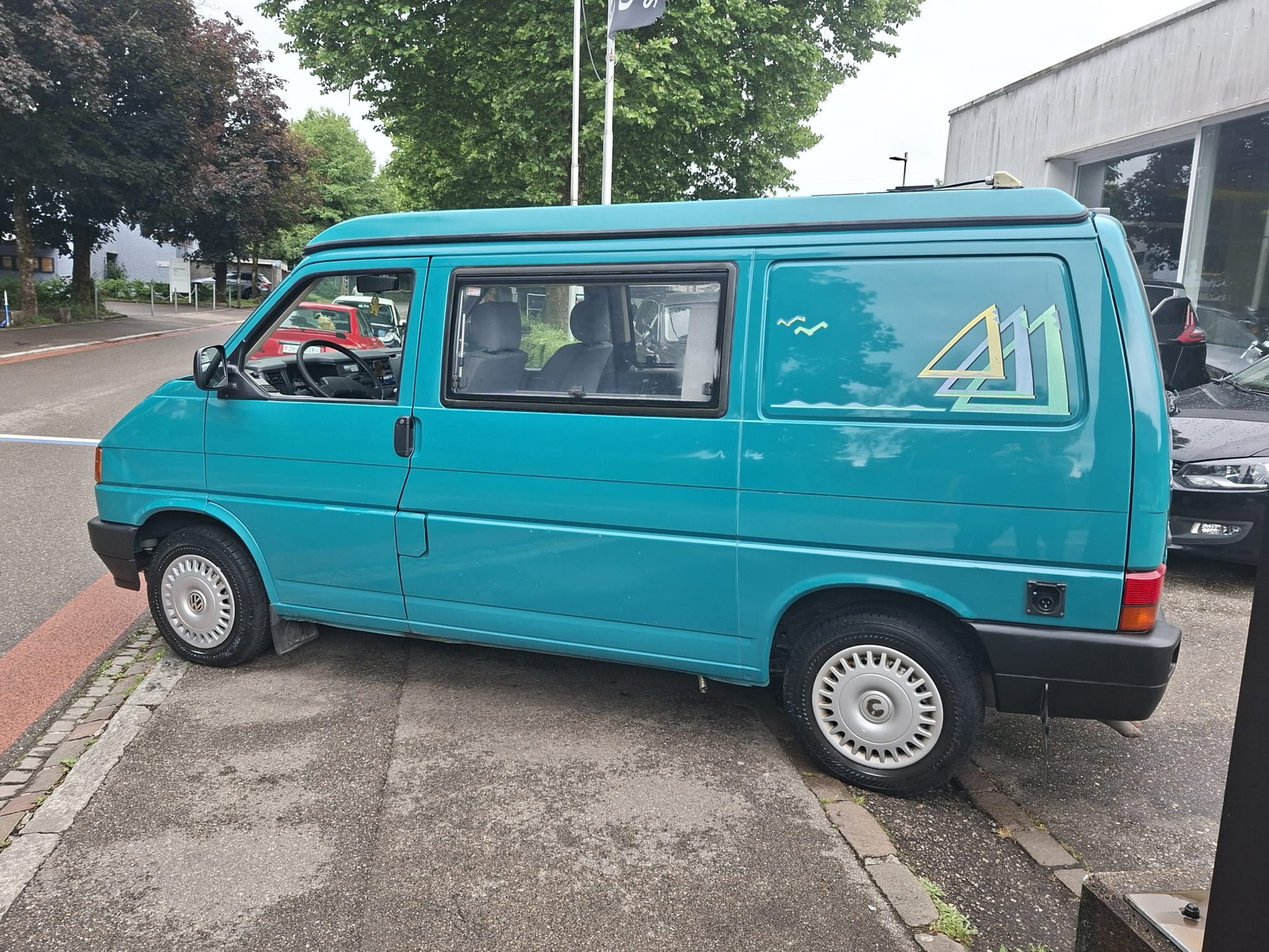 VW T4-showroom-element-2