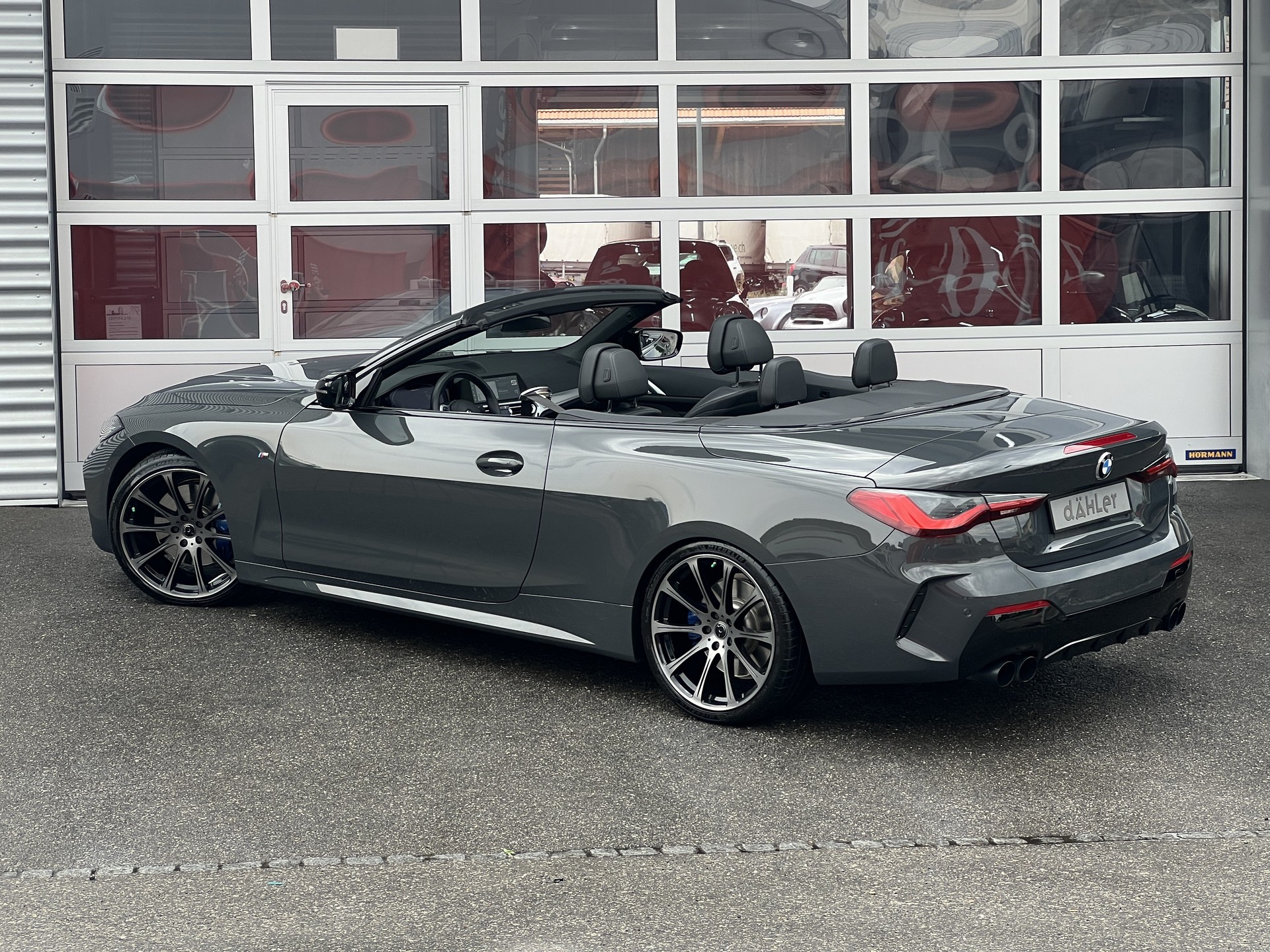 BMW M440i xDrive 48V Cabriolet Steptronic-showroom-element-3