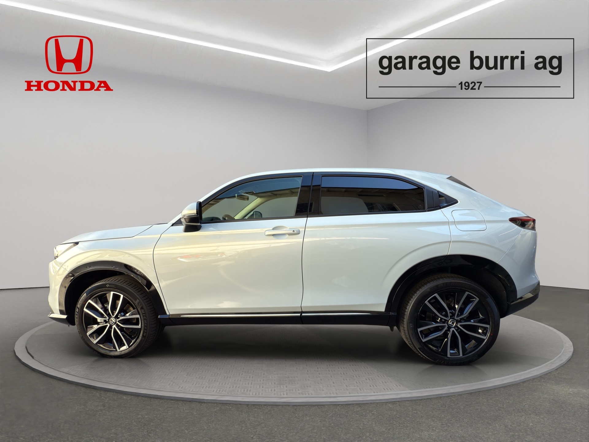 HONDA HR-V 1.5 i-MMD Advance-showroom-element-2