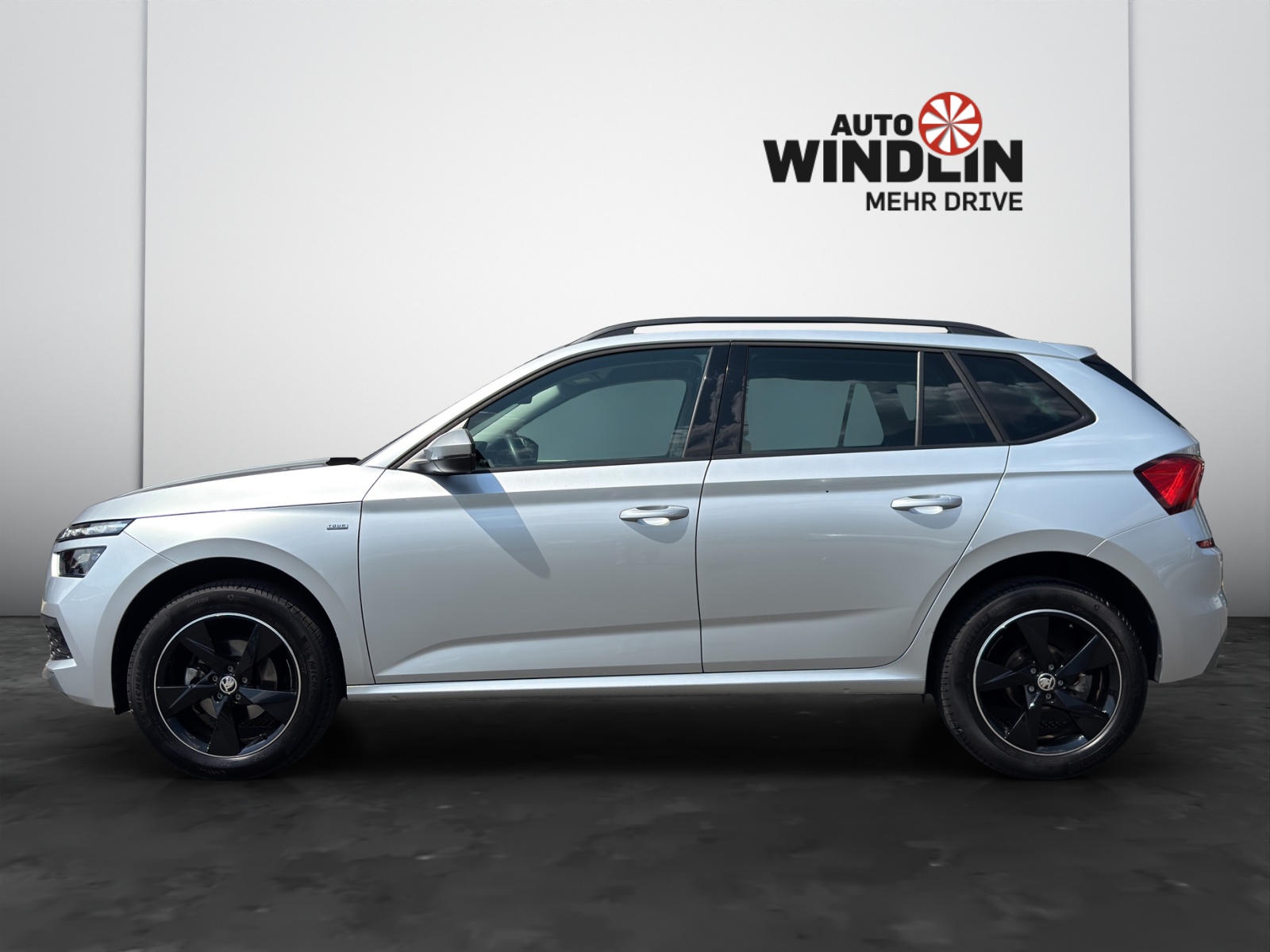 SKODA Kamiq 1.5 TSI Selection DSG-showroom-element-2