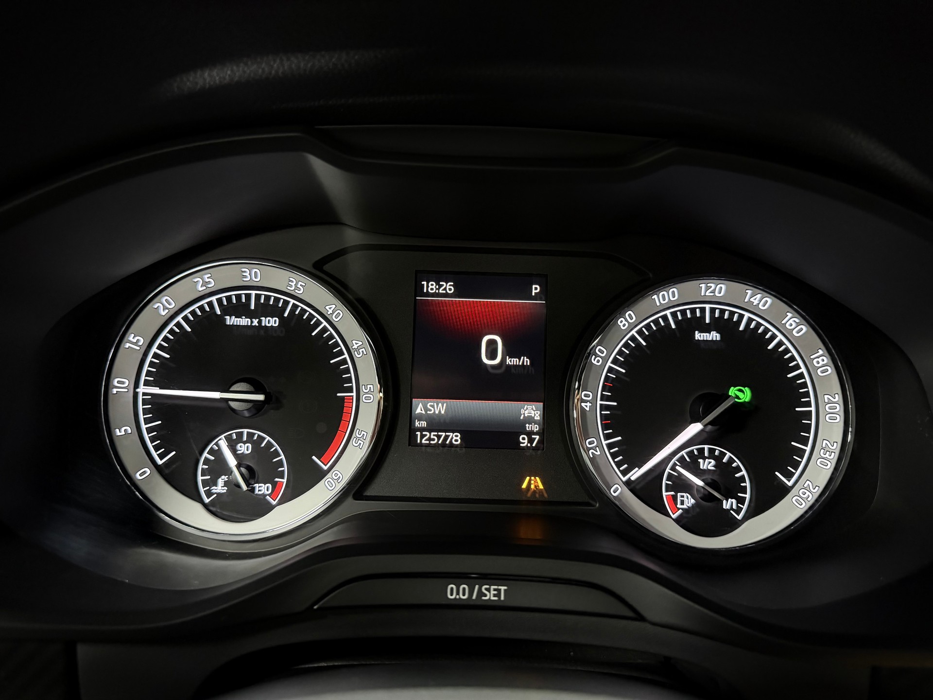 SKODA Kodiaq 2.0 TDI CR Sport Line 4x4 DSG-image-14