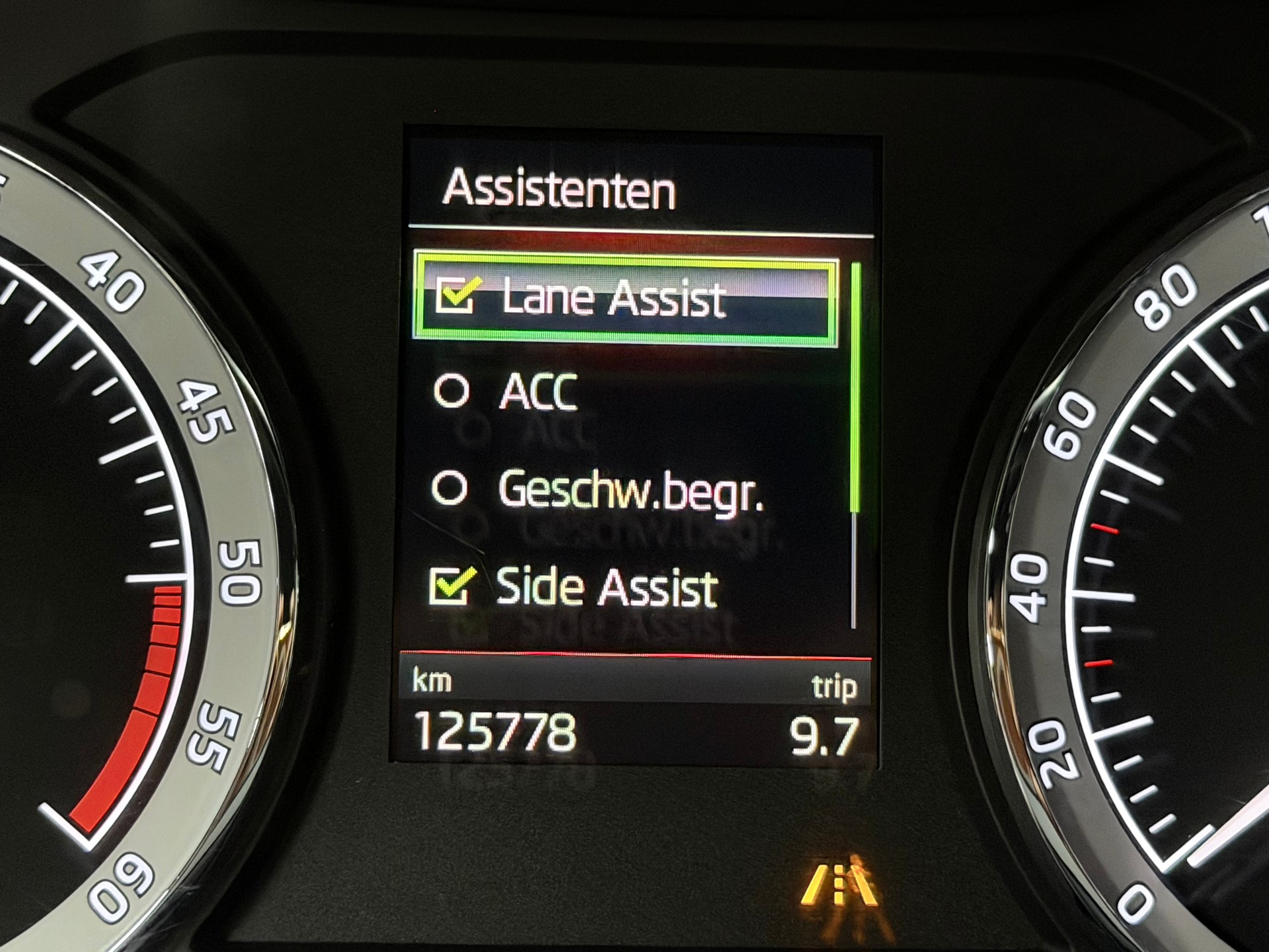 SKODA Kodiaq 2.0 TDI CR Sport Line 4x4 DSG-image-15