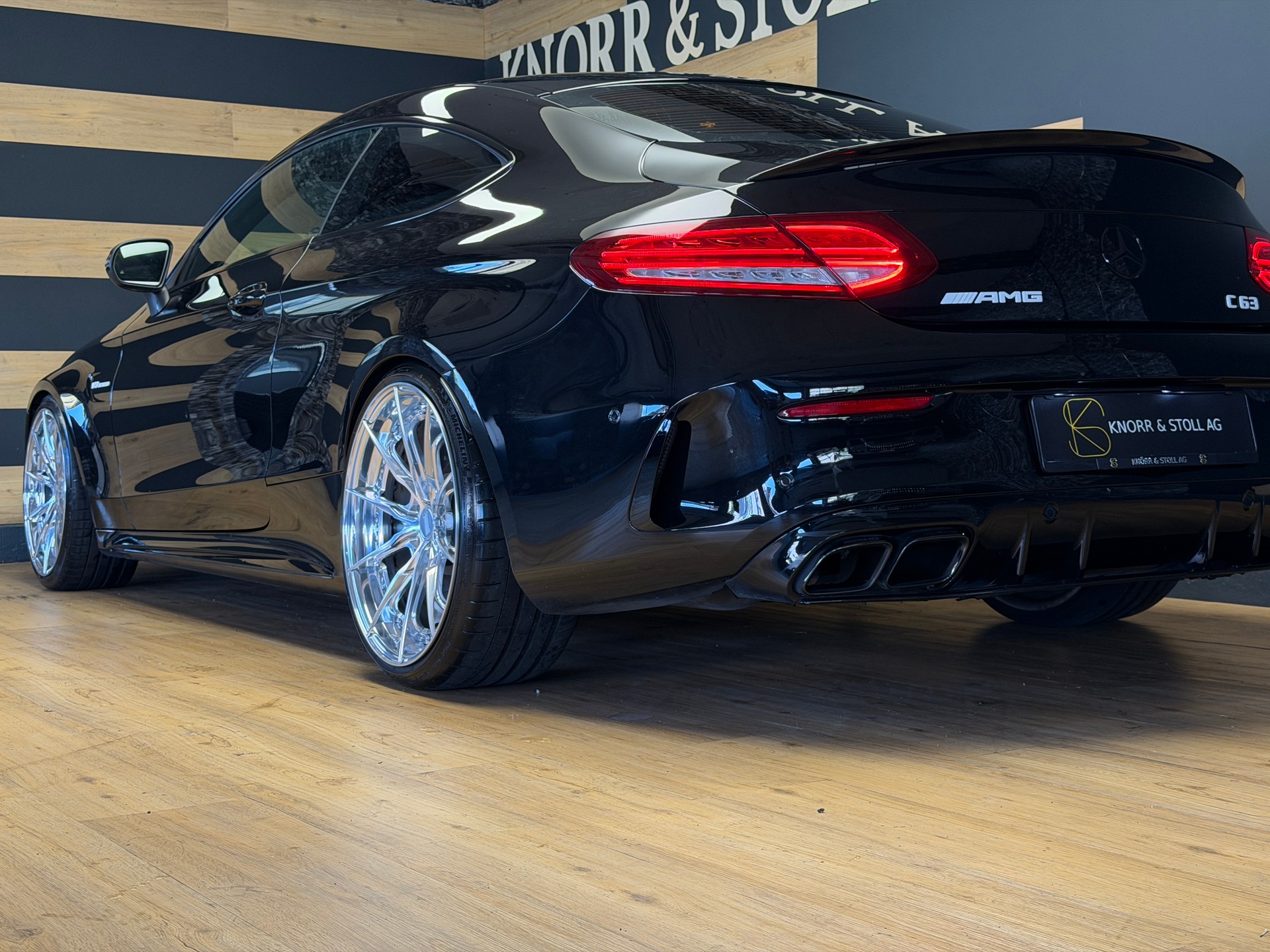 MERCEDES-BENZ C 63 AMG Speedshift-image-9