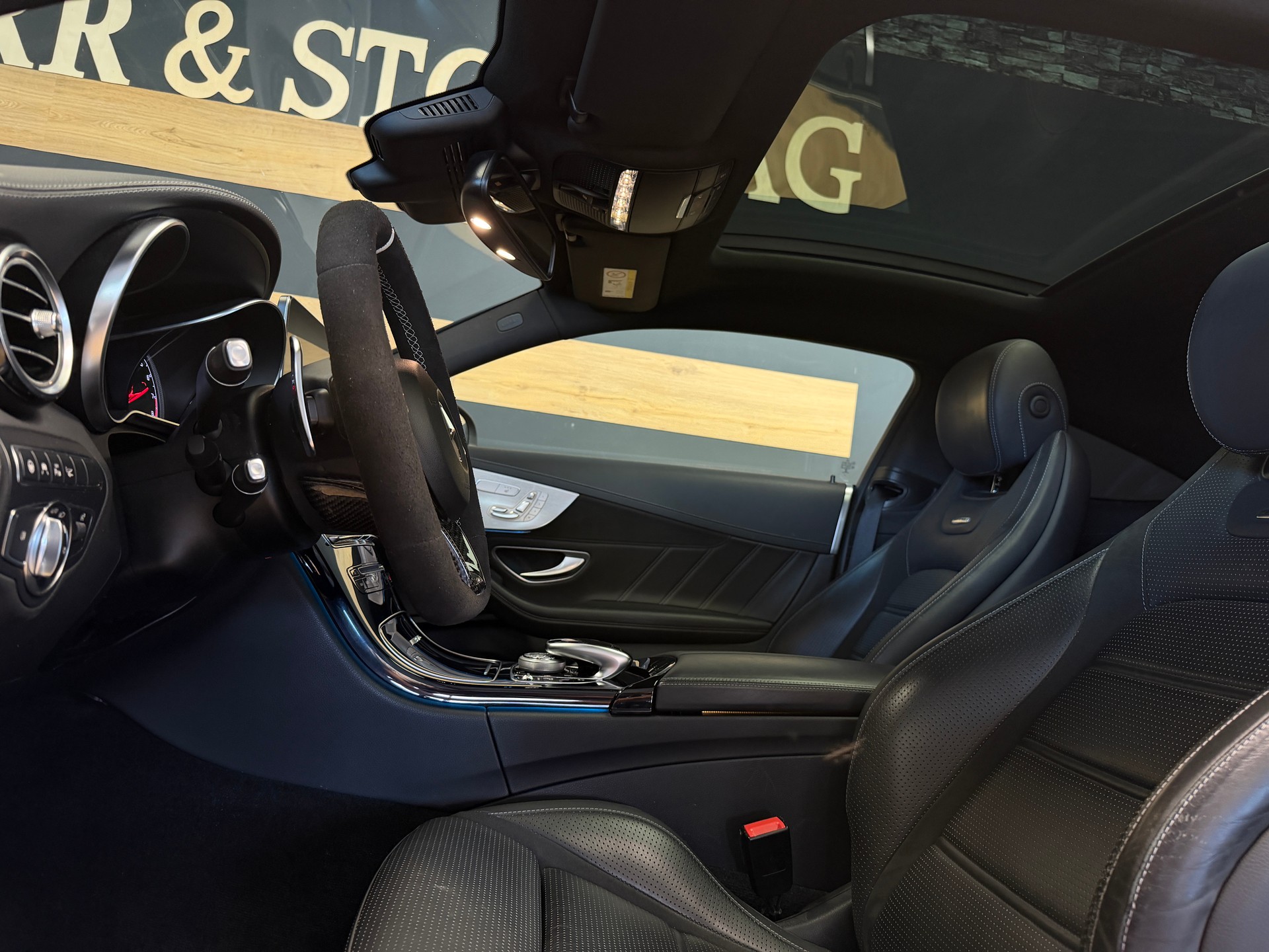 MERCEDES-BENZ C 63 AMG Speedshift-image-17