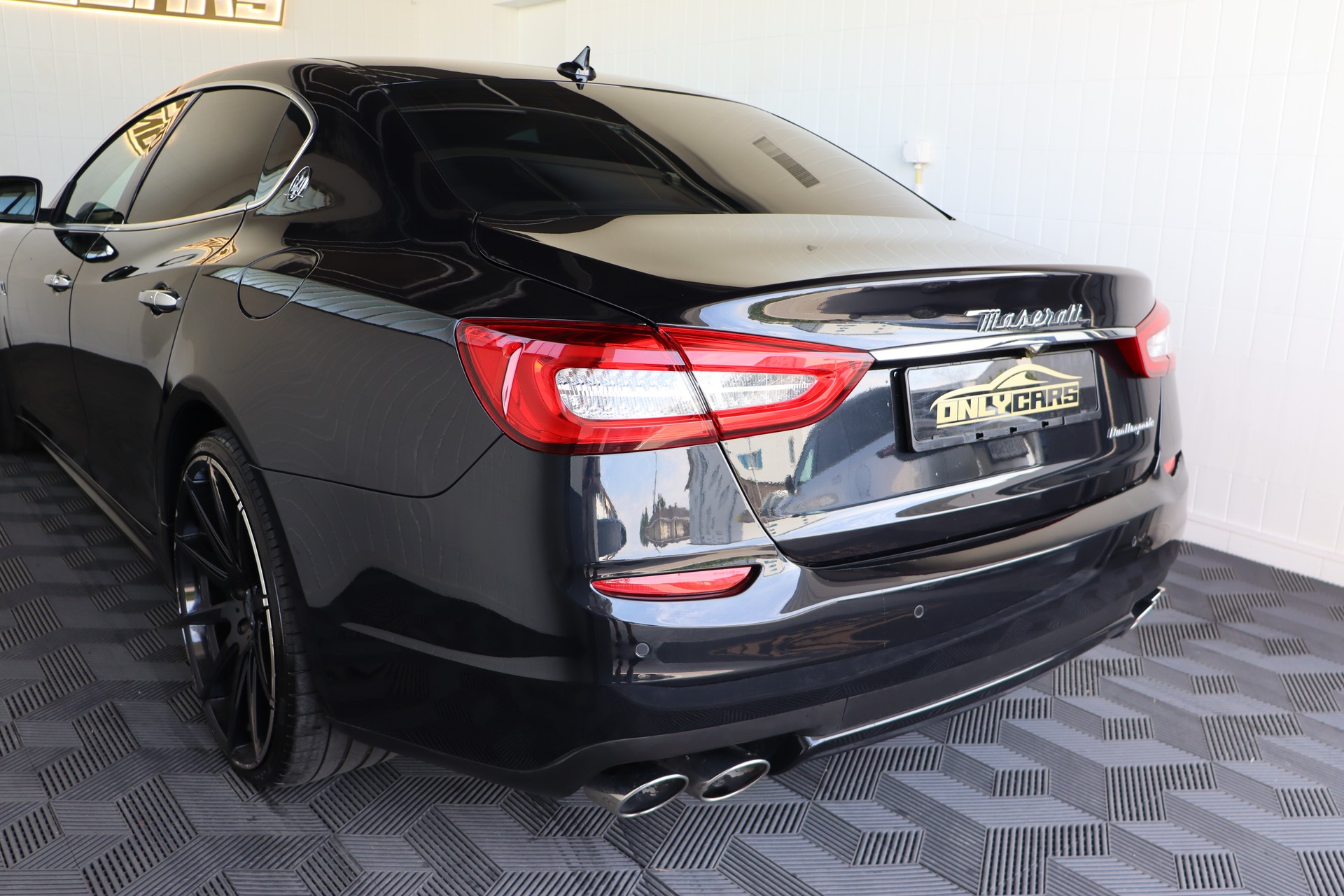 MASERATI Quattroporte 3.0 Turbo D V6 Automatica-image-9