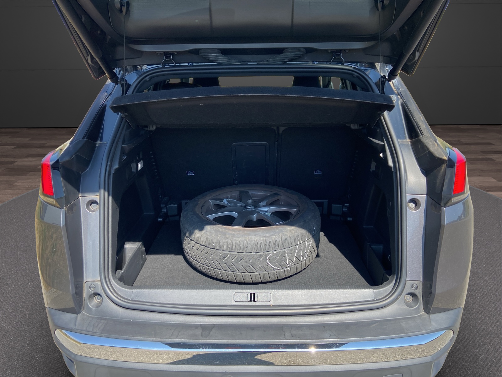 PEUGEOT 3008 2.0 BlueHDi GT EAT-image-13
