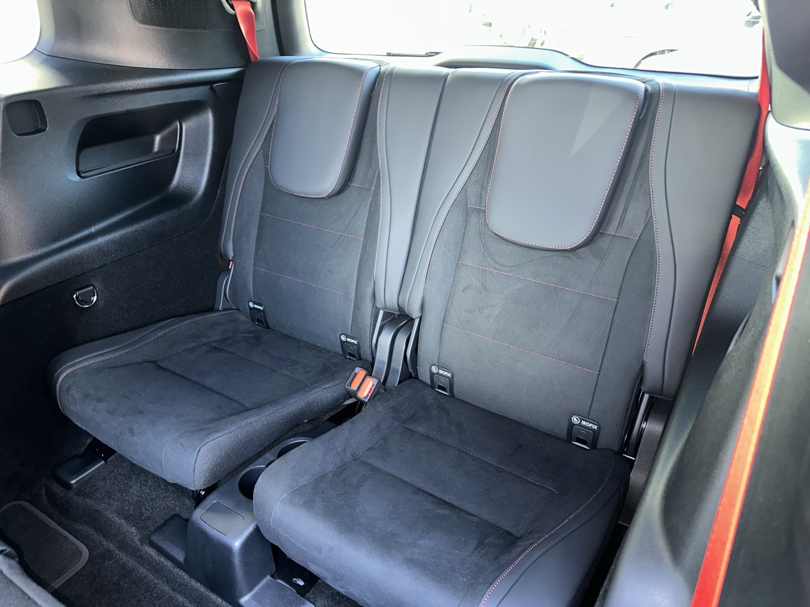 MERCEDES-BENZ GLB 350 85kWh EQ 4 Matic-image-15