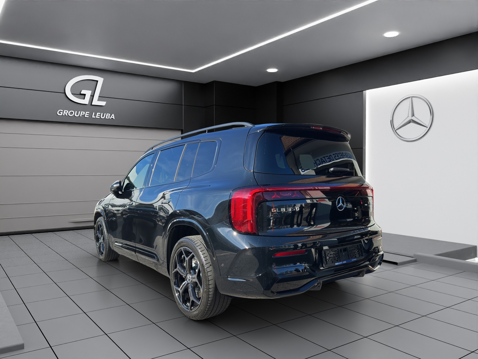 MERCEDES-BENZ GLB 350 85kWh EQ 4 Matic-showroom-element-3