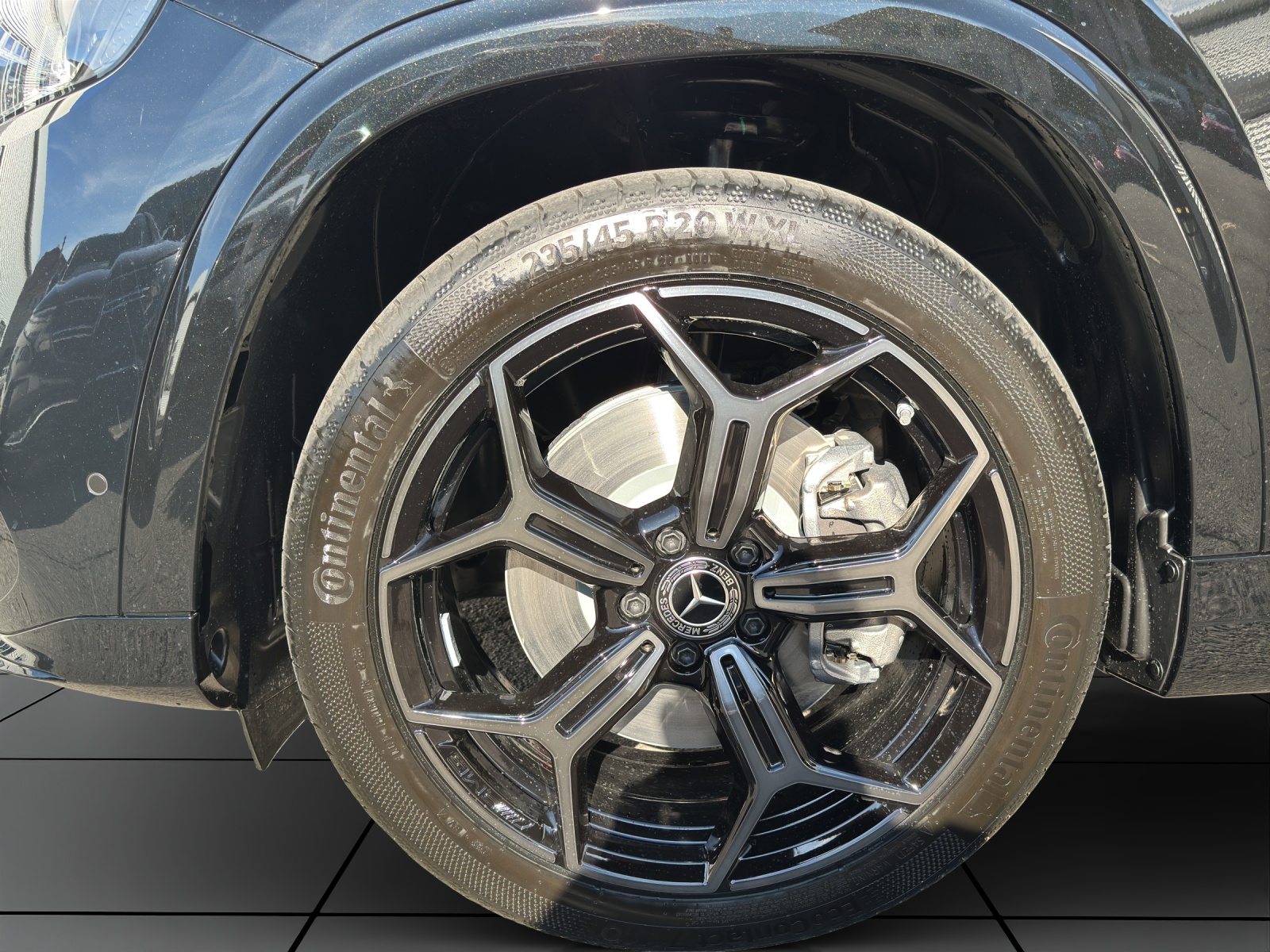 MERCEDES-BENZ GLB 350 85kWh EQ 4 Matic-image-6