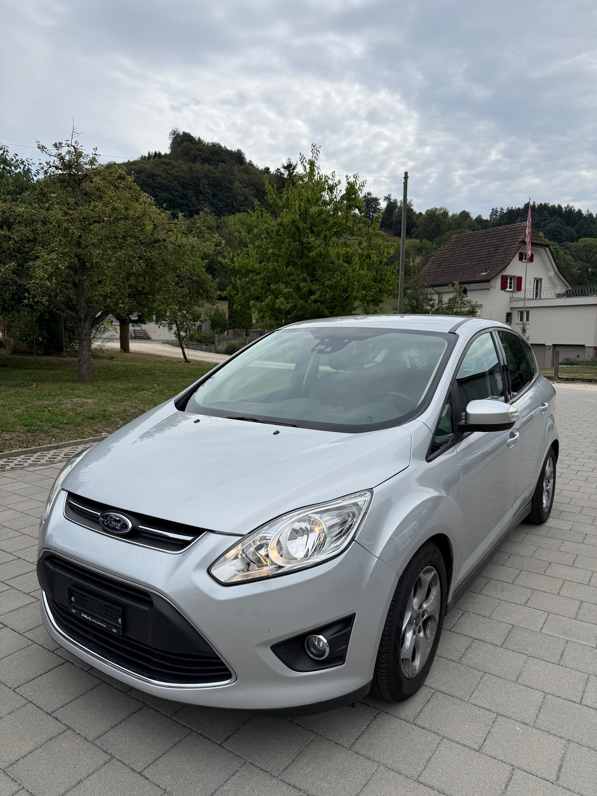 FORD C-Max 1.0 SCTi Titanium