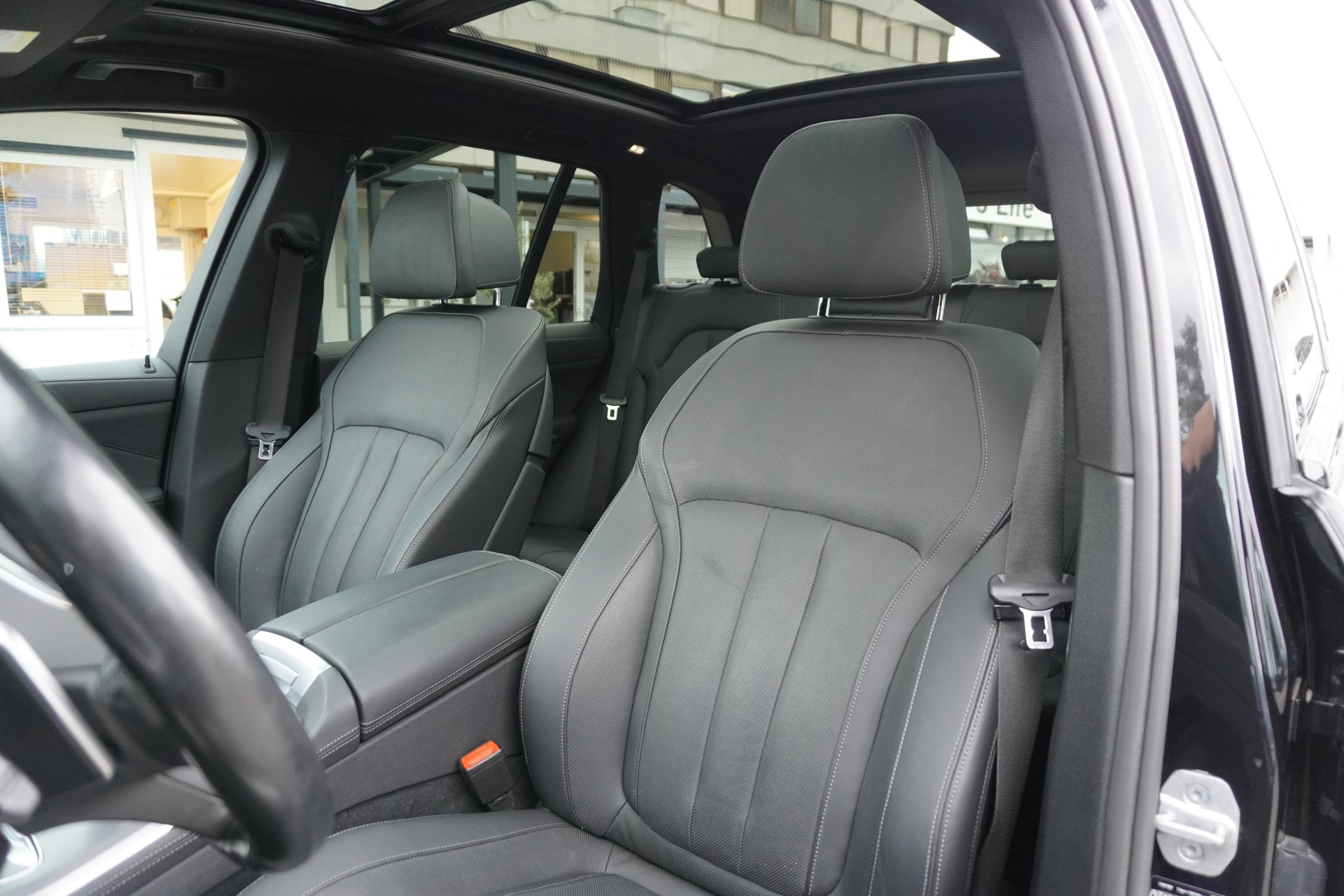 BMW X5 xDrive45e M Sport Steptronic-image-15