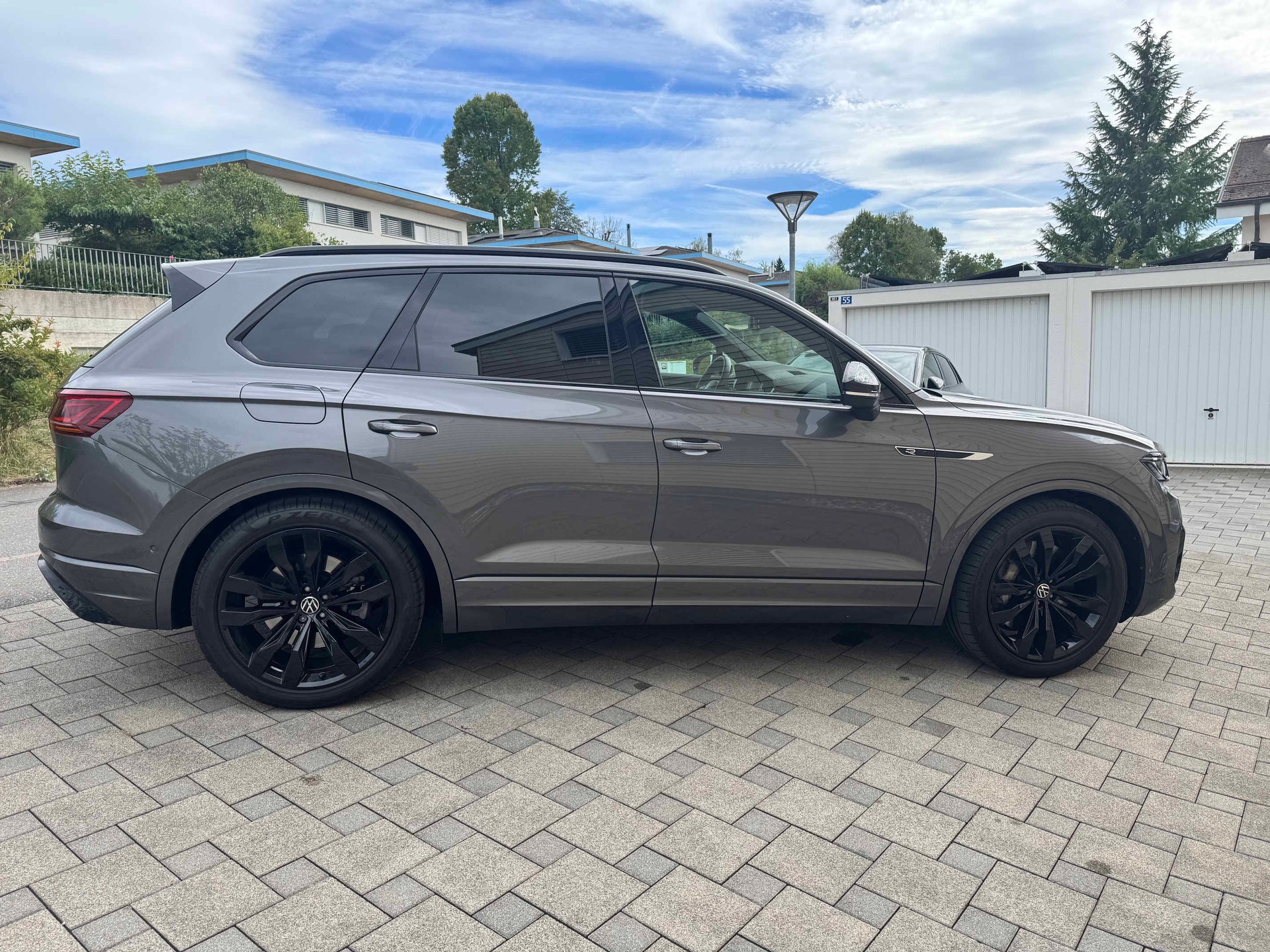 VW 3.0 V6 TSI PHEV R