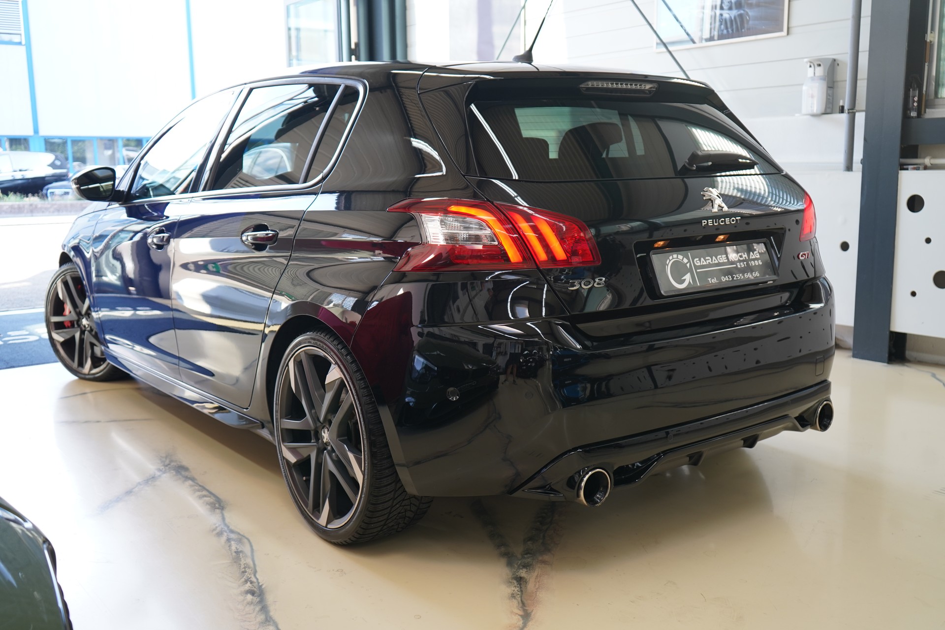 PEUGEOT 308 1.6 GTi-showroom-element-2