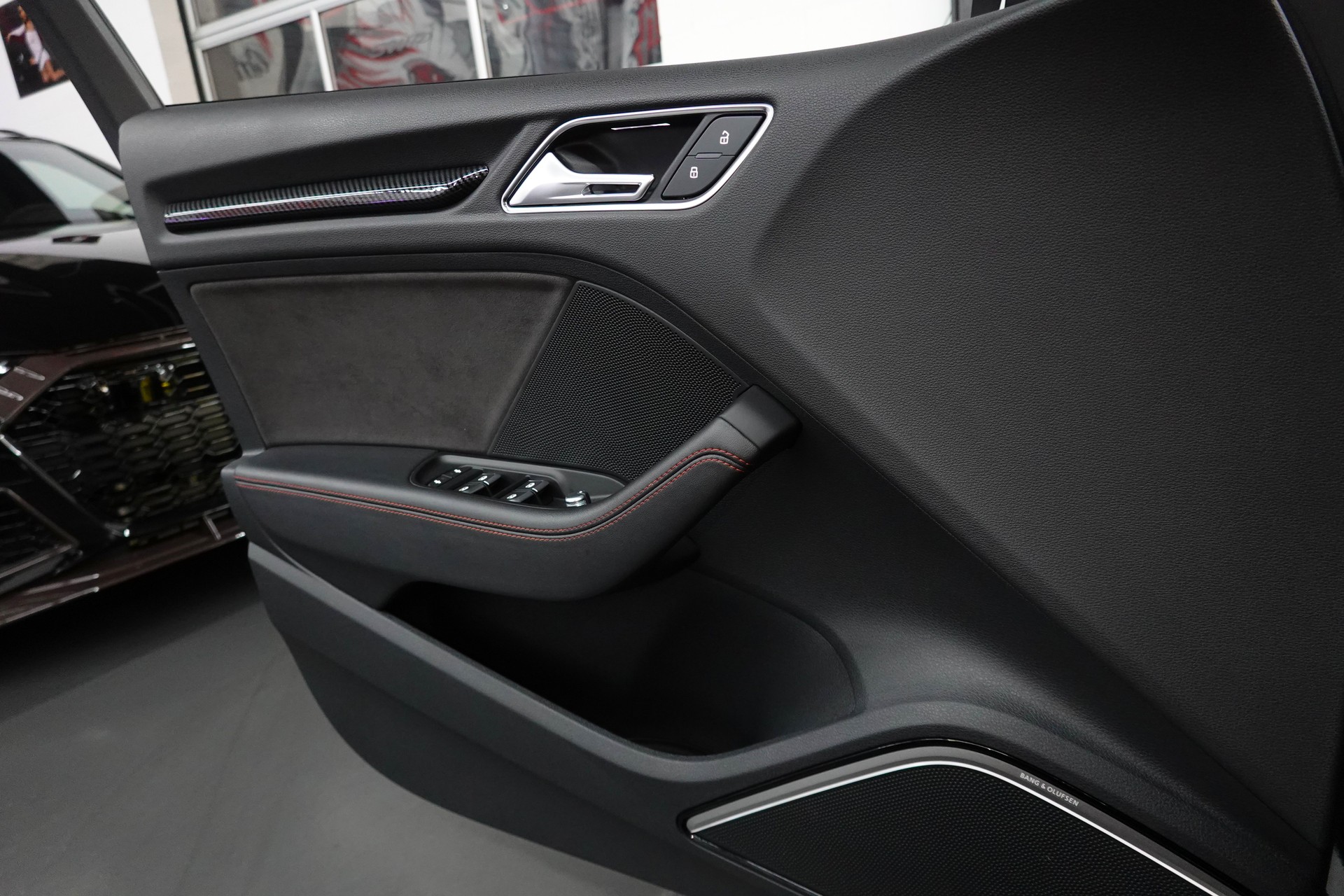 AUDI RS3 LIMO 2.5 TSI QUATTRO S-TRONIC FULL CH-FZ OHNE OPF SOUND ON-image-29