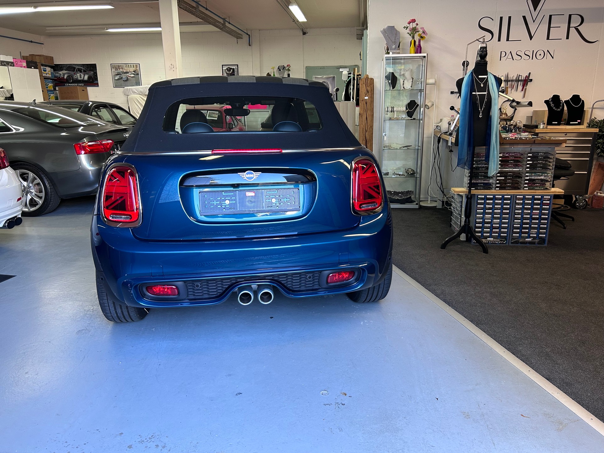 MINI Cooper S Cabriolet DKG-image-19