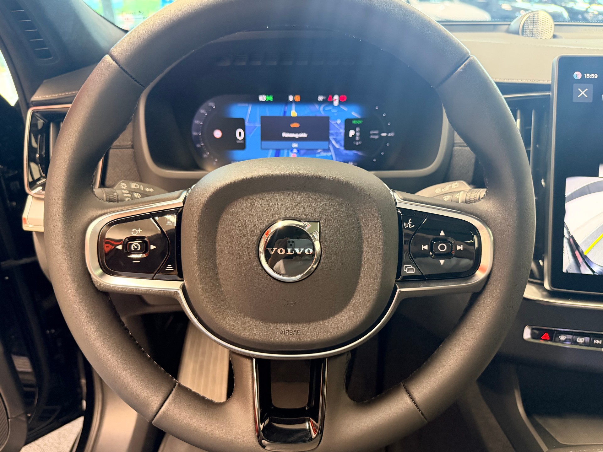VOLVO XC90 T8 eAWD PluginHybrid Black Edition Geartronic-image-27