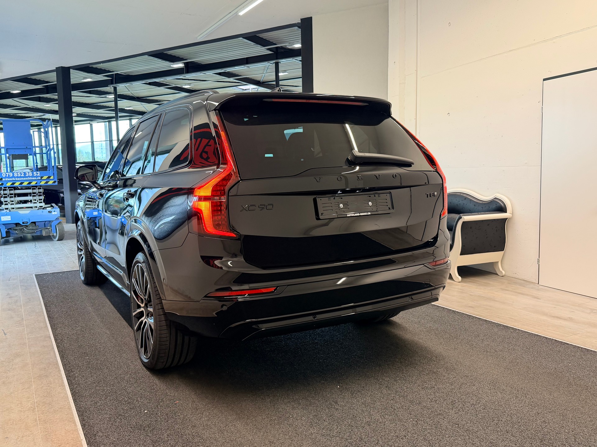 VOLVO XC90 T8 eAWD PluginHybrid Black Edition Geartronic-image-7