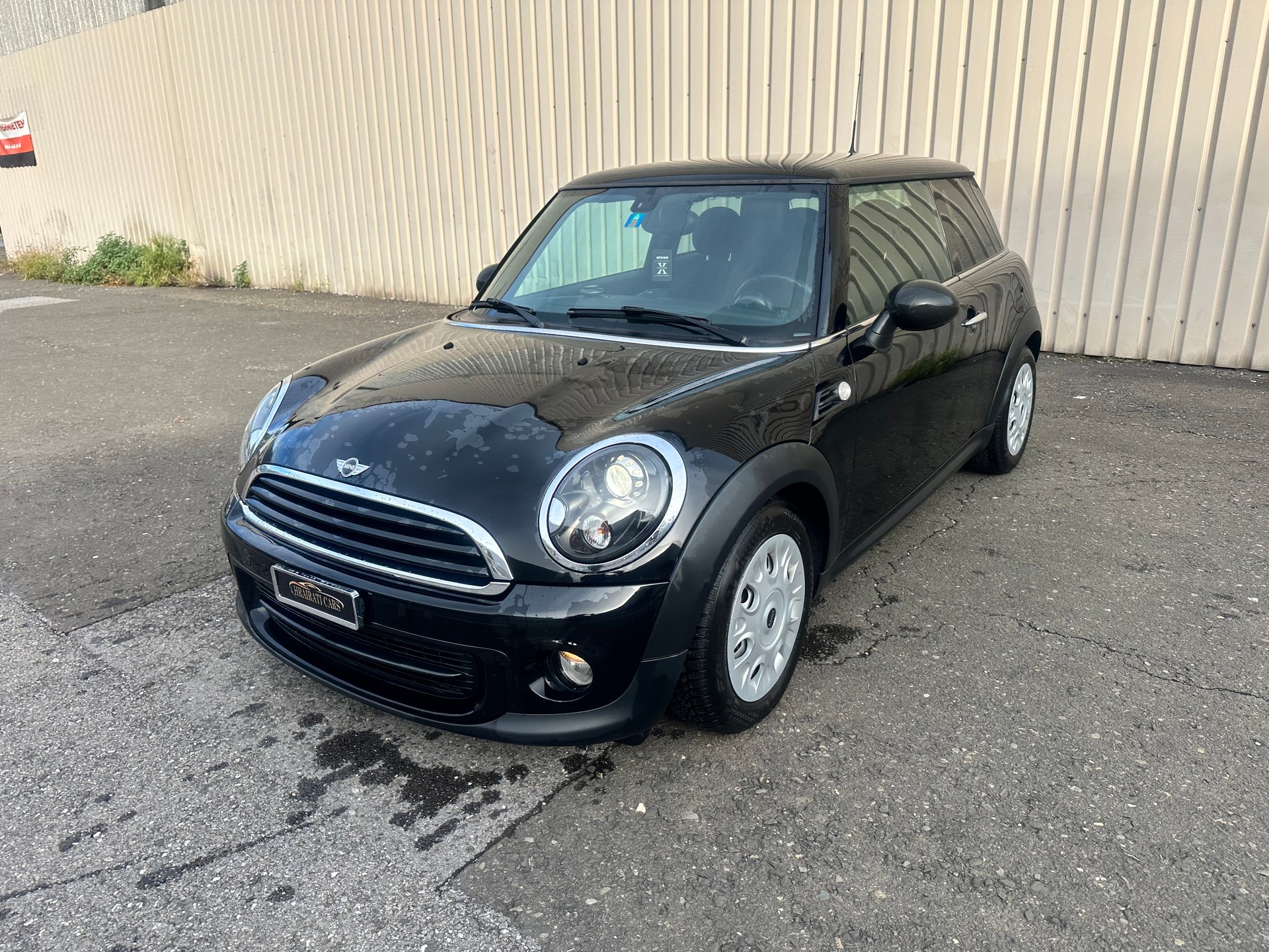 MINI One-image-2