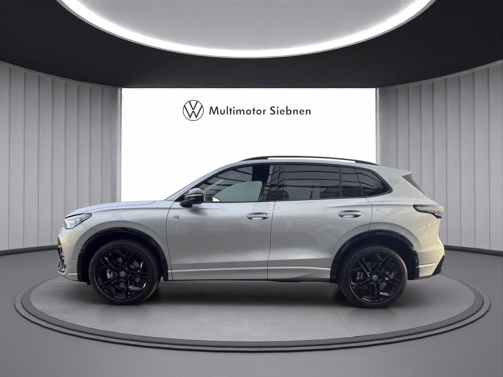 VW Tiguan 2.0 TSI DSG R-Line Plus 4Motion-showroom-element-1