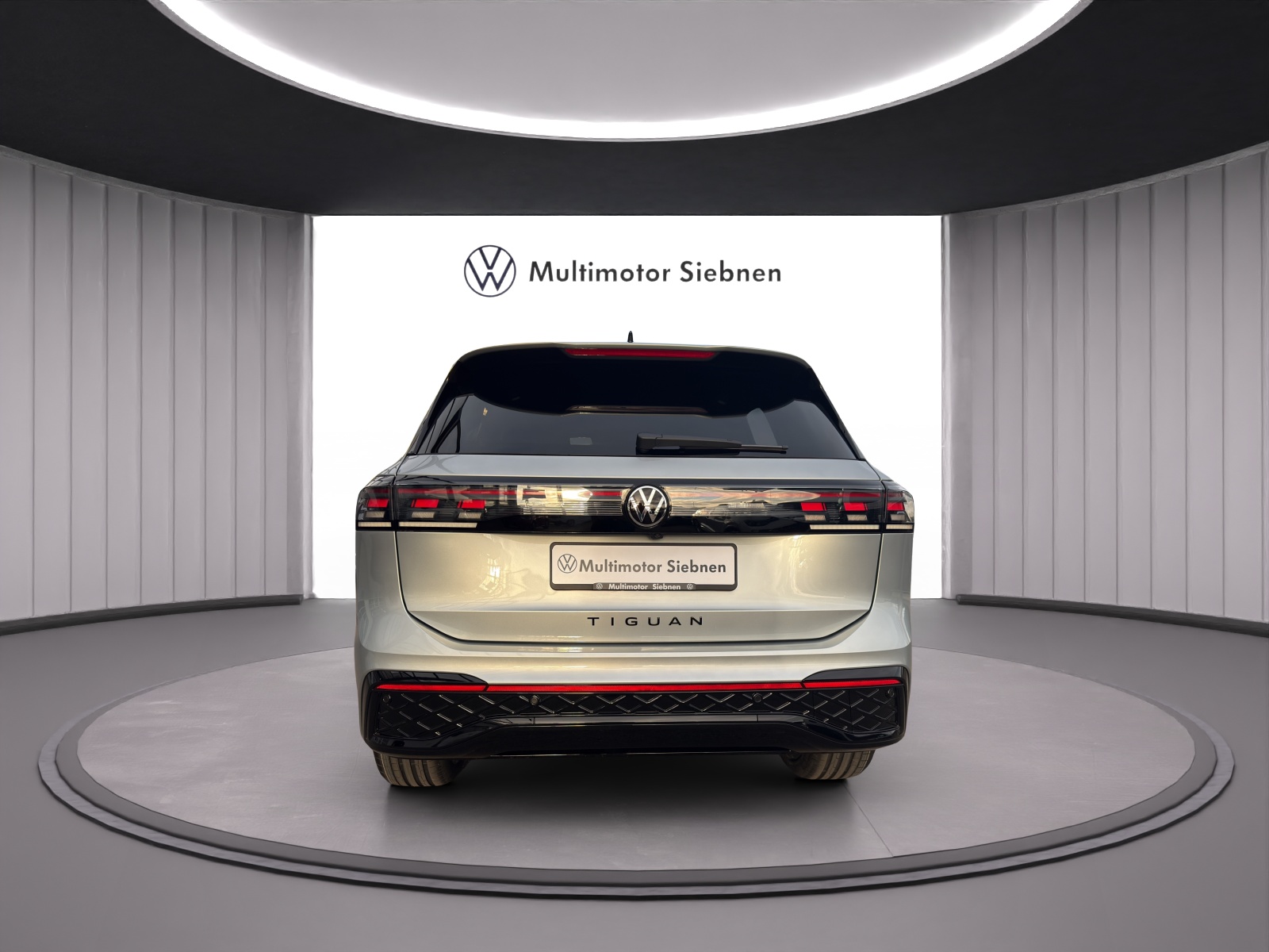 VW Tiguan 2.0 TSI DSG R-Line Plus 4Motion-showroom-element-3
