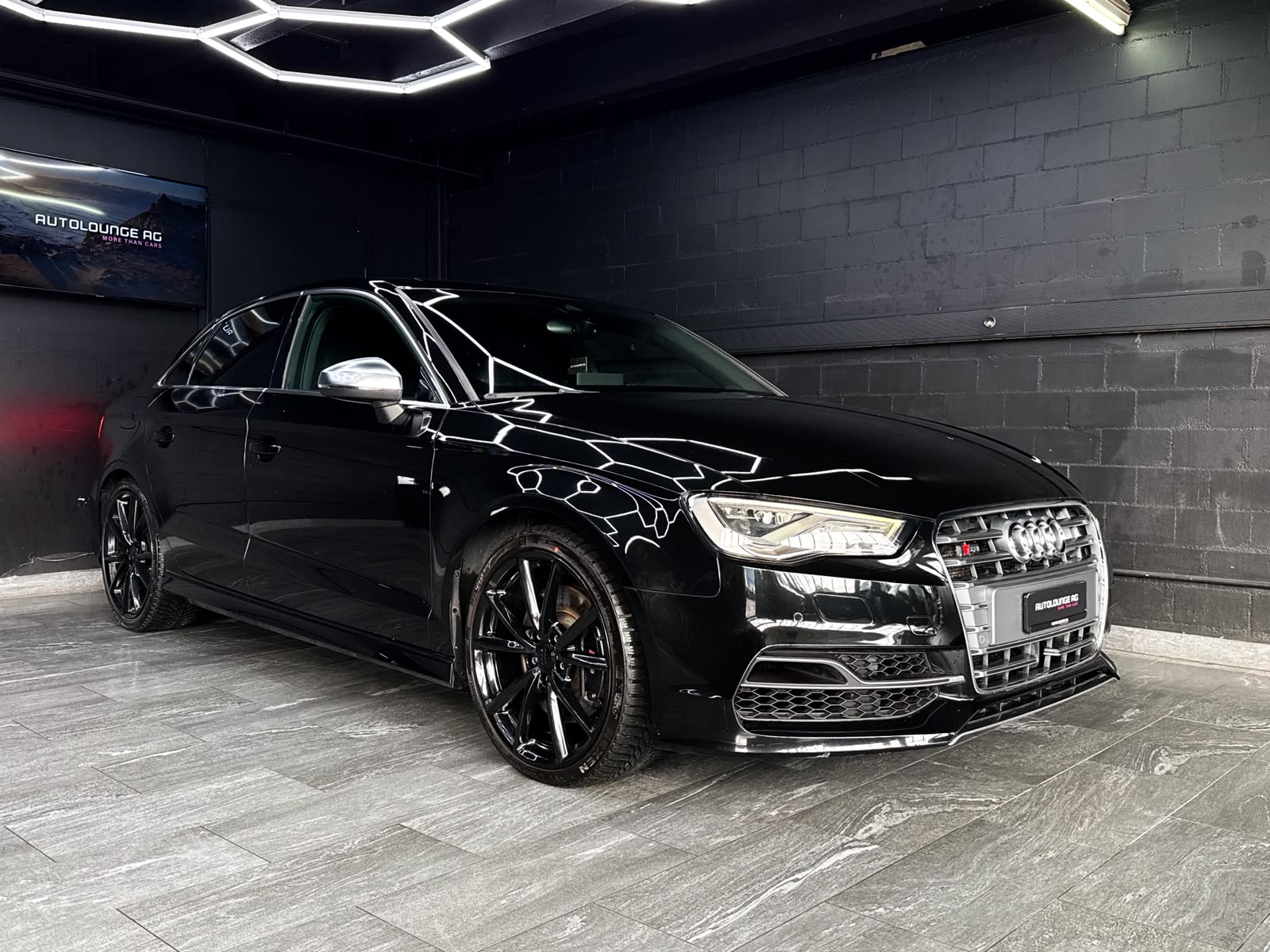 AUDI S3 Limousine 2.0 TFSI quattro S-tronic ABT-Tuning-showroom-element-1