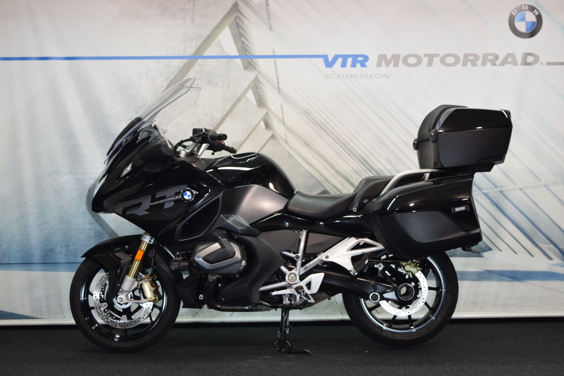 BMW R 1250 RT Triple Black inkl. Topcase-image-4