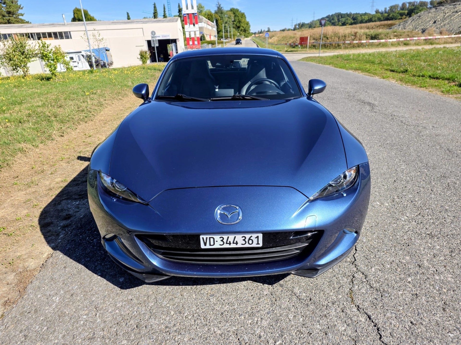 MAZDA 2.0 Revolution-image-1