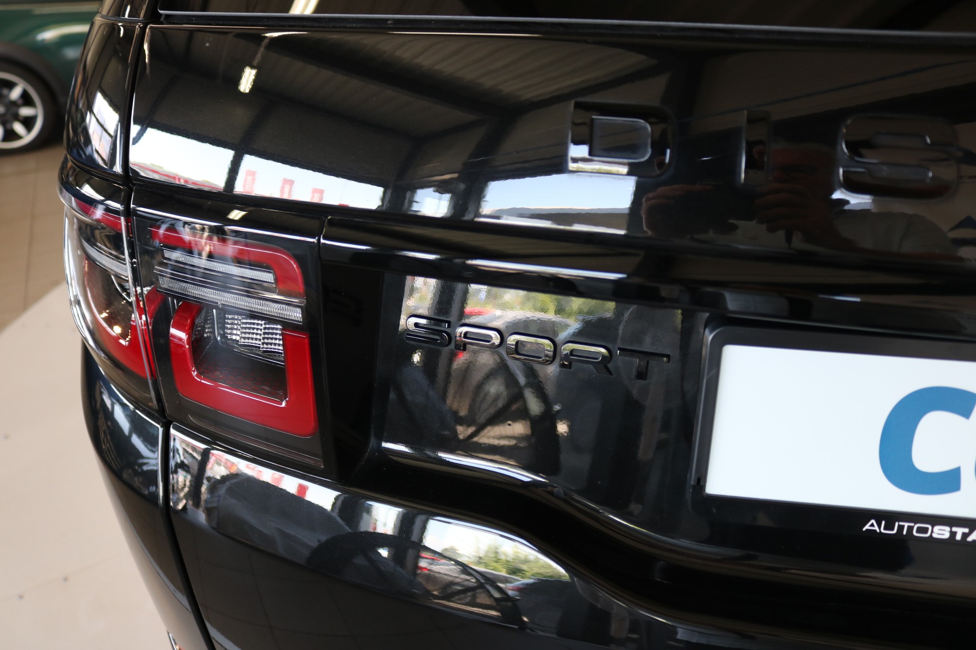 LAND ROVER Discovery Sport R Dyn P250 2.0 Si4 MHEV HSE AT9-image-55