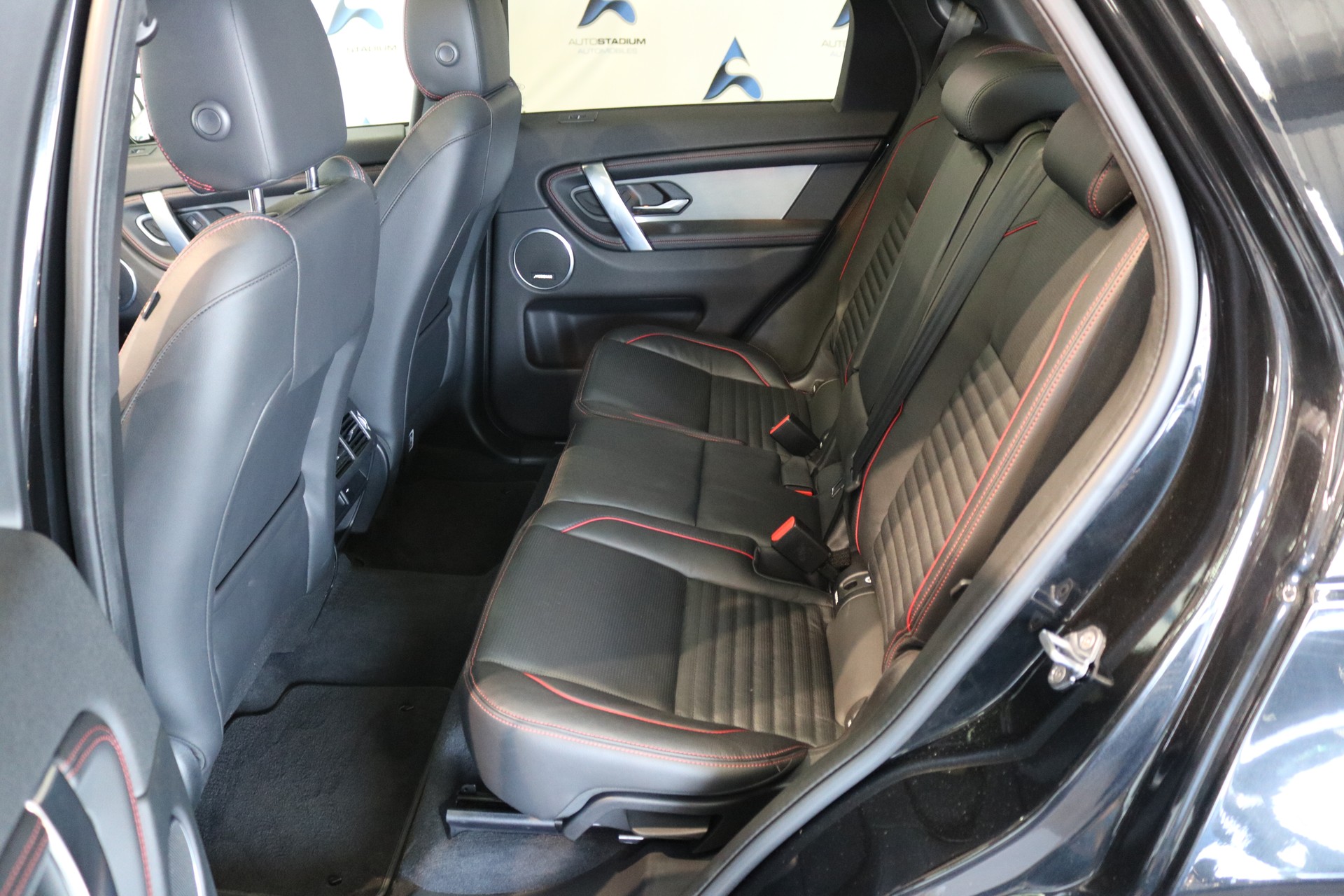LAND ROVER Discovery Sport R Dyn P250 2.0 Si4 MHEV HSE AT9-image-46