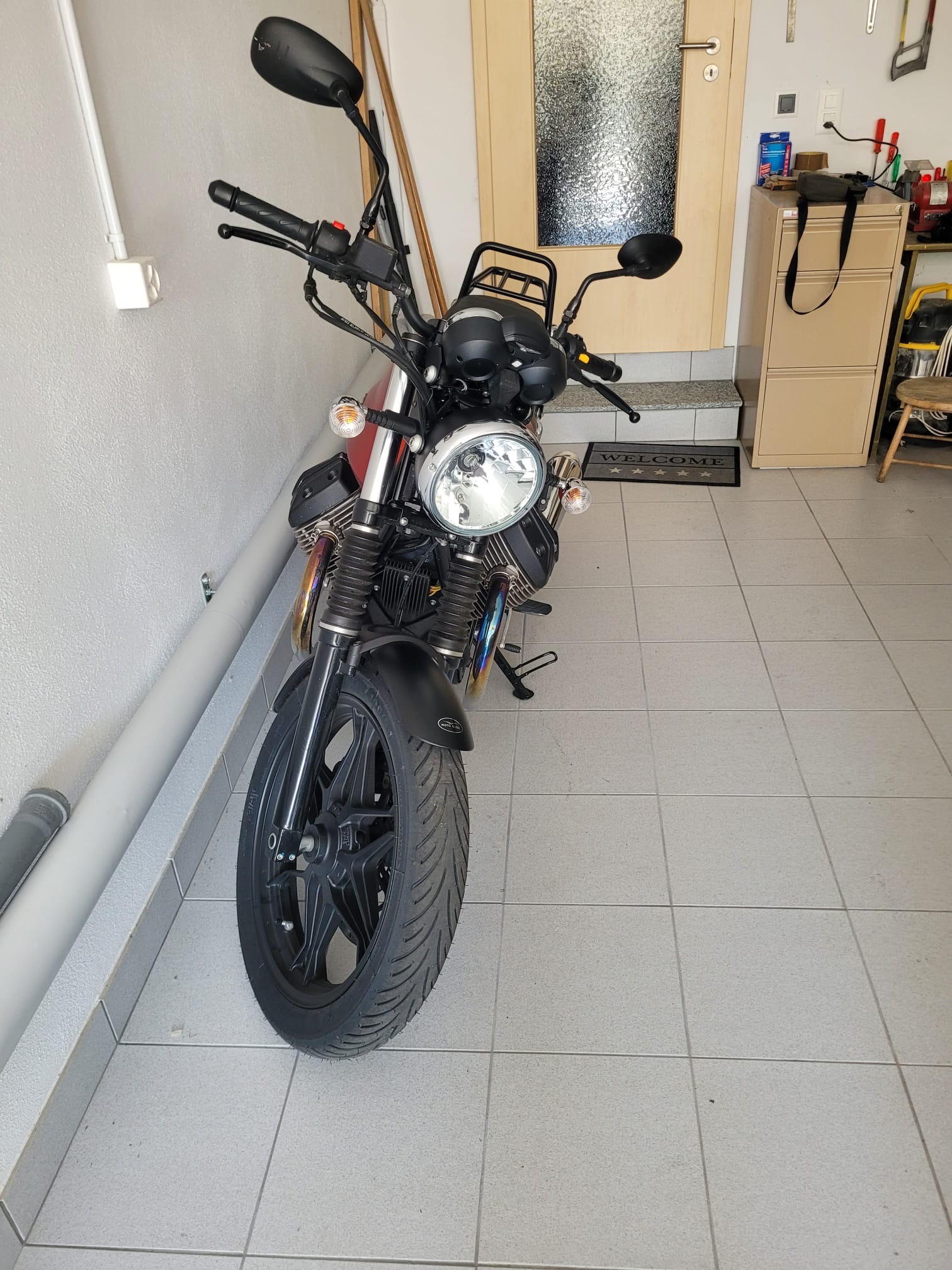 MOTO GUZZI V7 II Stone 750 A-image-1