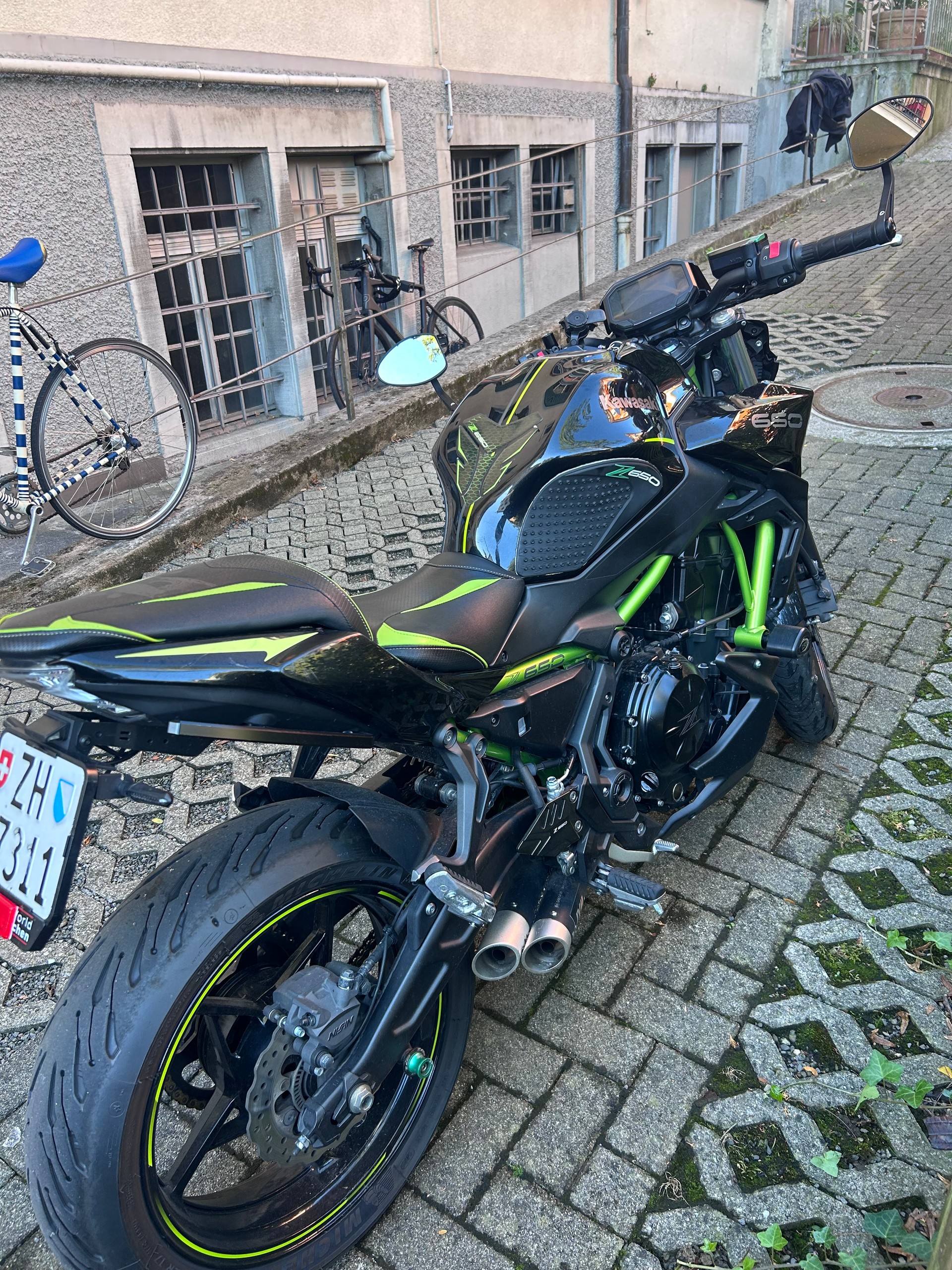 KAWASAKI Z 650 (35kW)-image-2