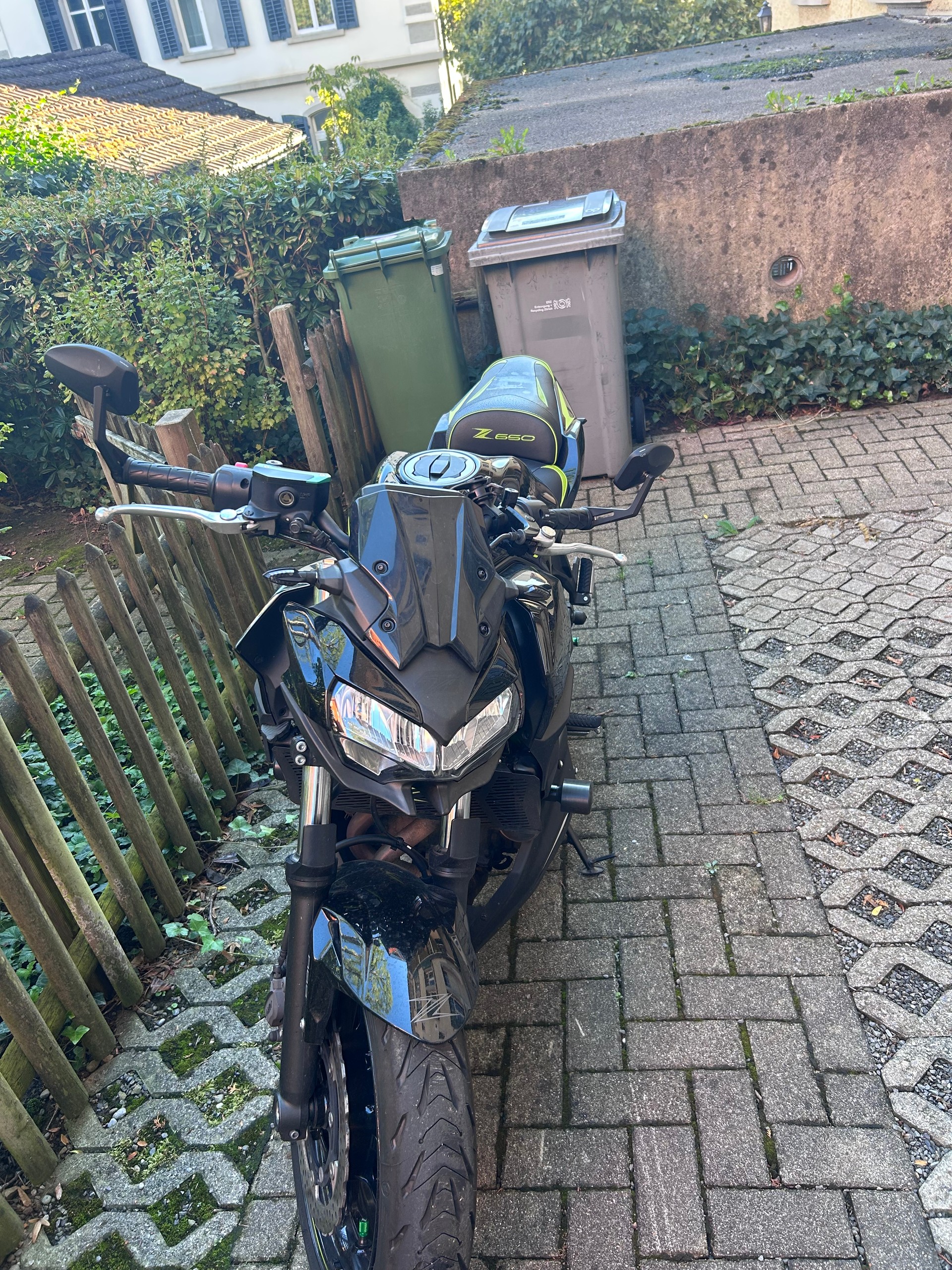 KAWASAKI Z 650 (35kW)-image-1