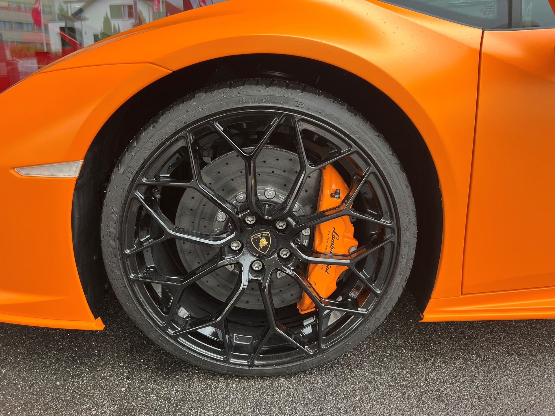LAMBORGHINI Huracan EVO Spyder DCT RWD-image-15
