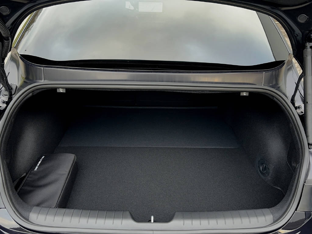 HYUNDAI IONIQ 6 Launch Edition 77 KWH 4WD-image-10